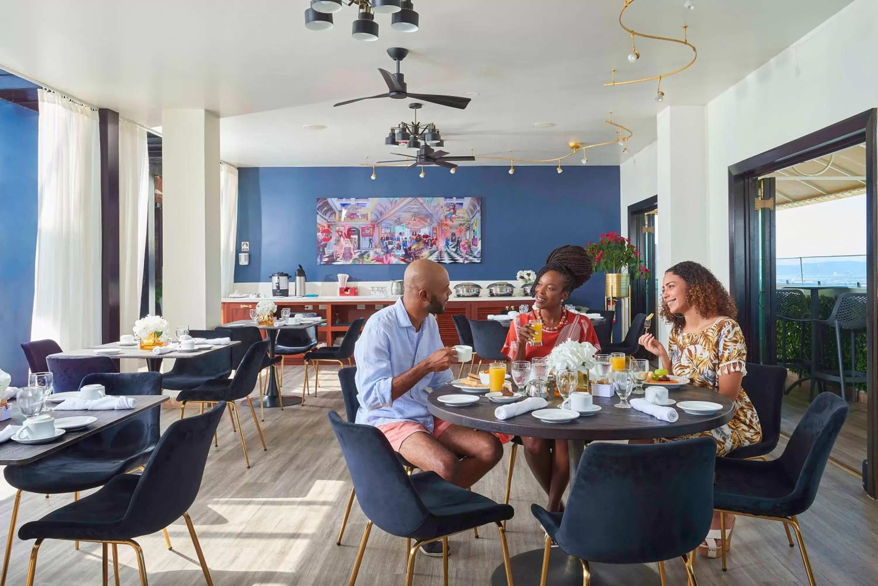 Restaurant/places to eat in R Hotel Kingston Restaurant/places to eat in R Hotel Kingston