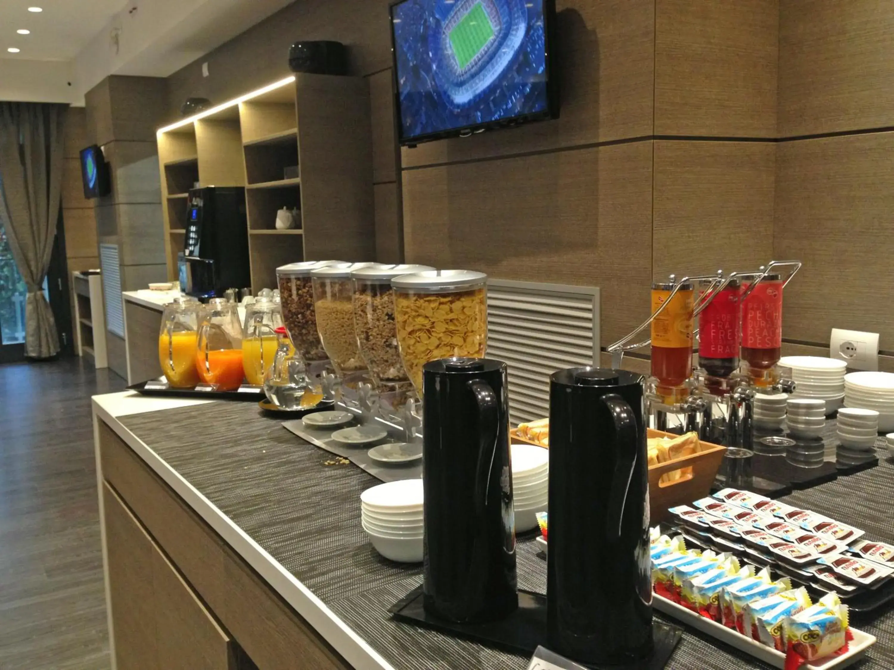 Food and drinks in Hotel Forum