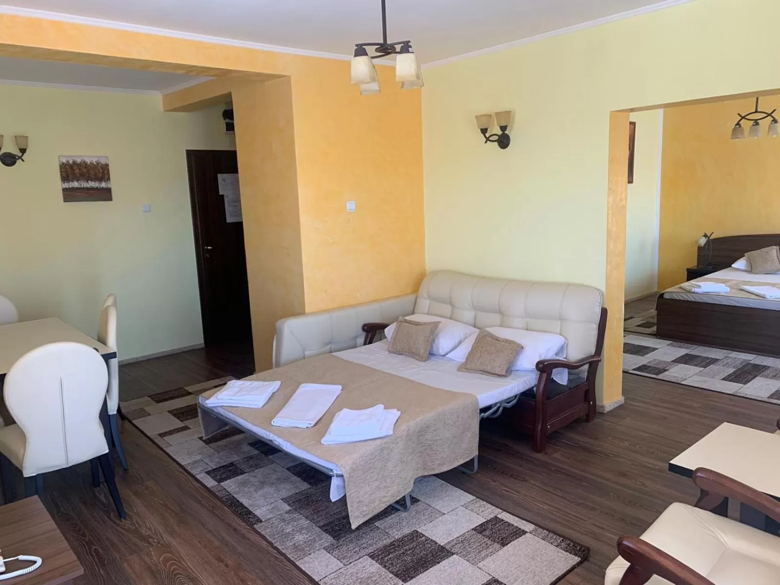 Photo of the whole room, Bed in Hotel Eden