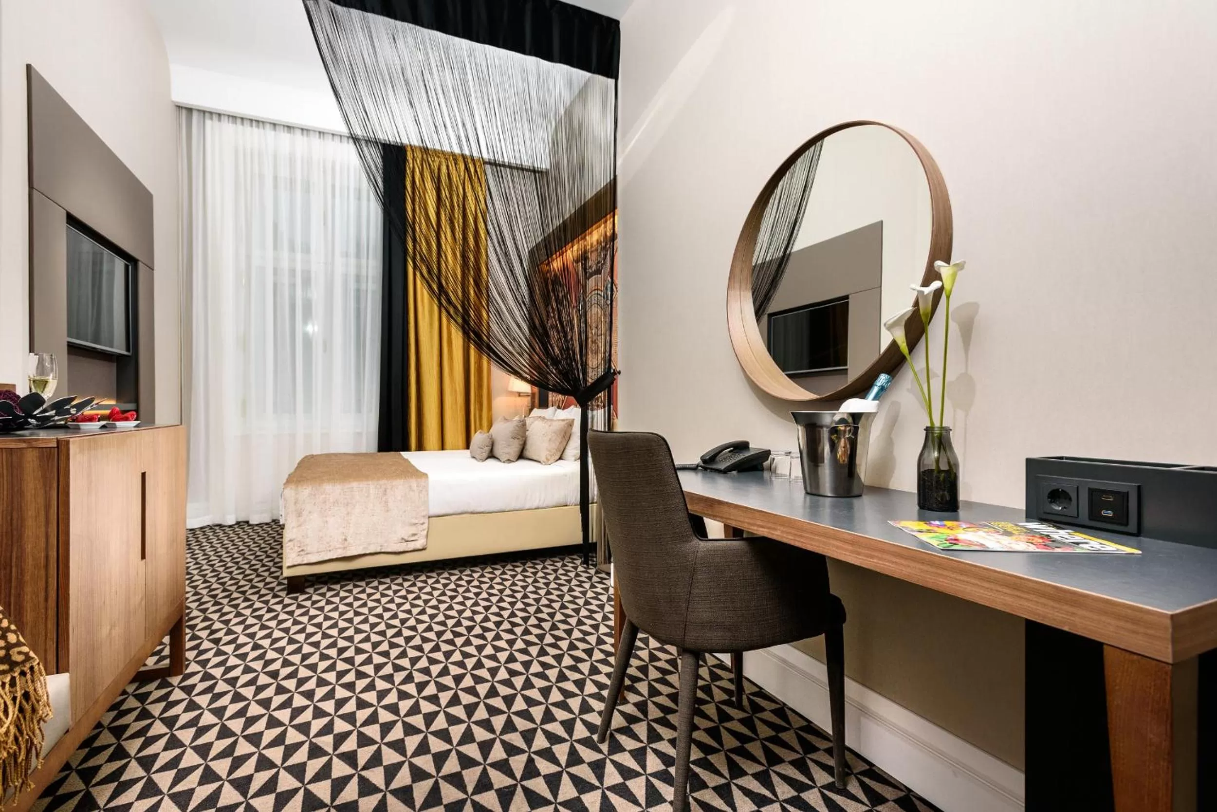 Bedroom, Bed in Hotel Moments Budapest by Continental Group