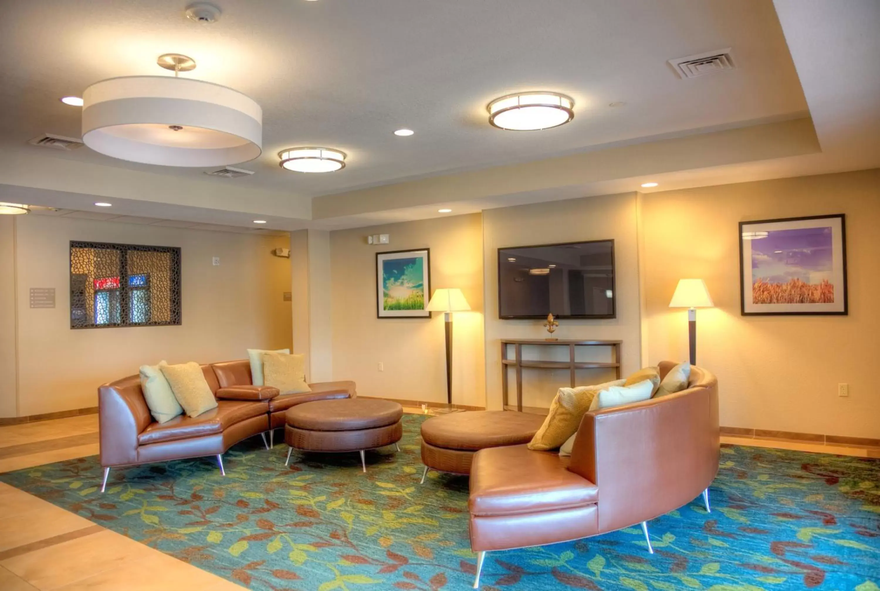 Lobby or reception in Candlewood Suites Alexandria, an IHG Hotel
