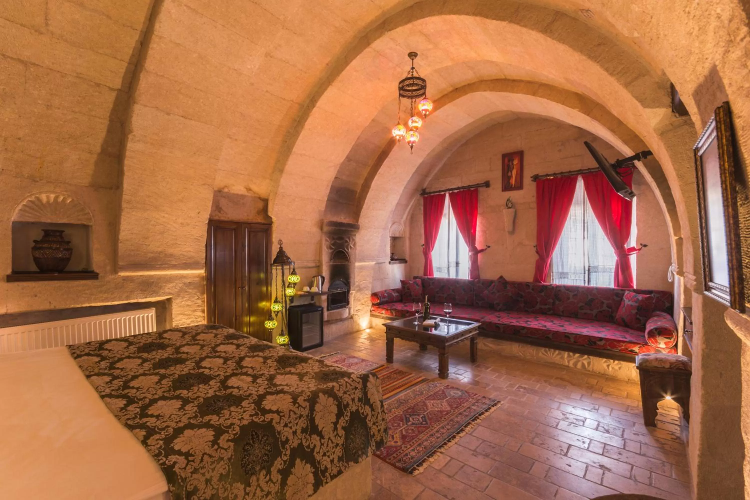 Photo of the whole room in Adora Cave Suites -