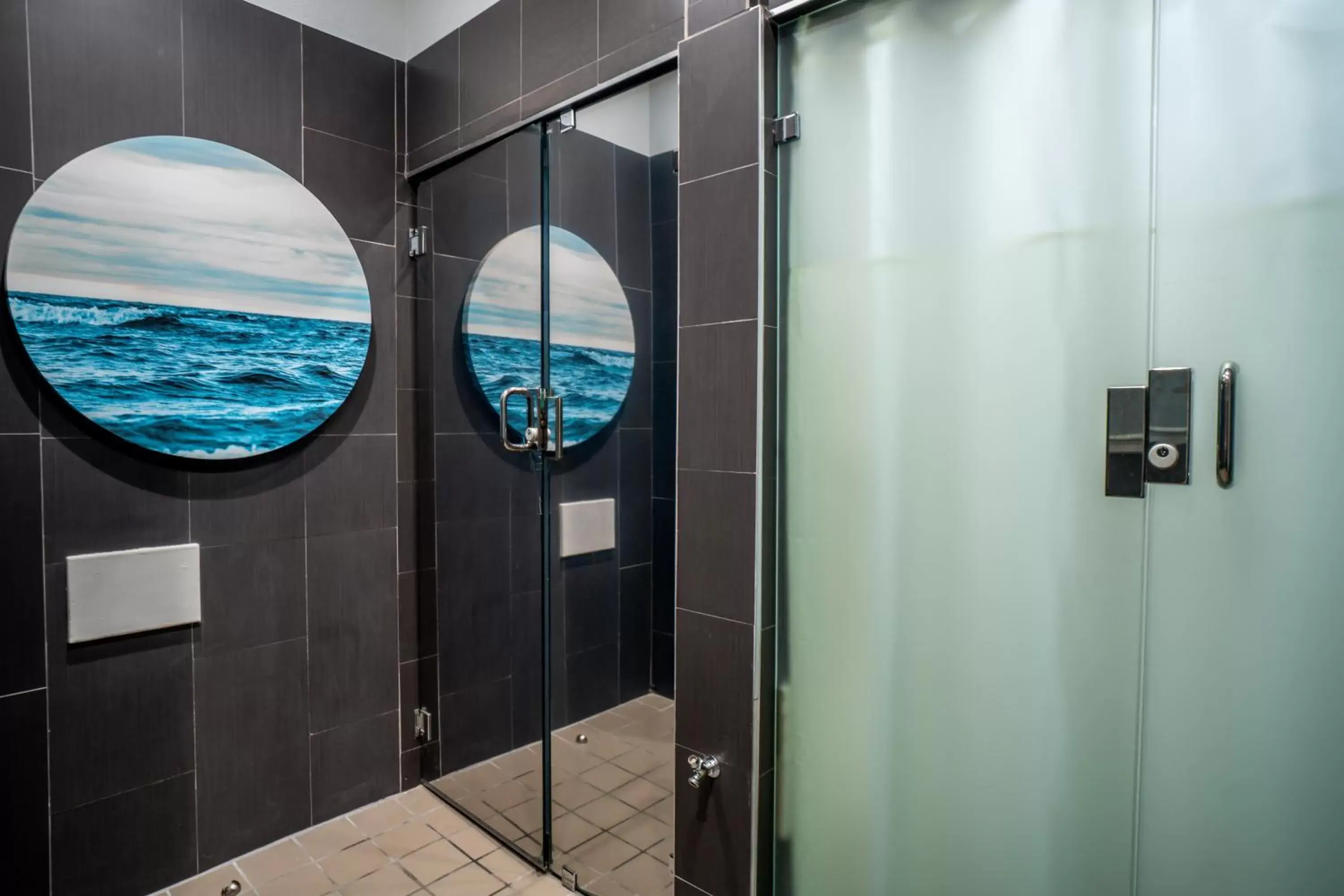 Shower, Bathroom in Ram's Hotel