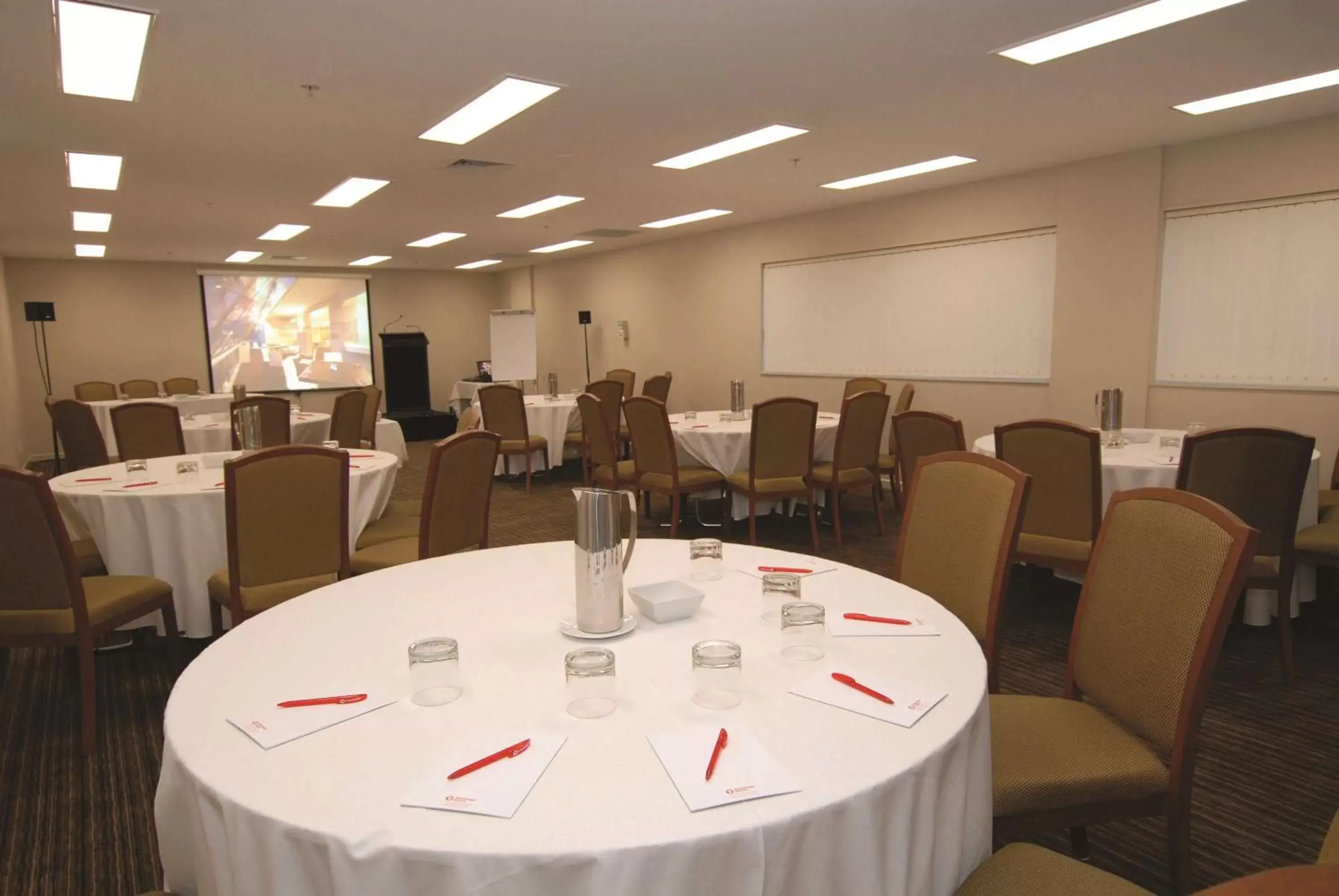 Meeting/conference room, Banquet Facilities in Travelodge Hotel Wellington