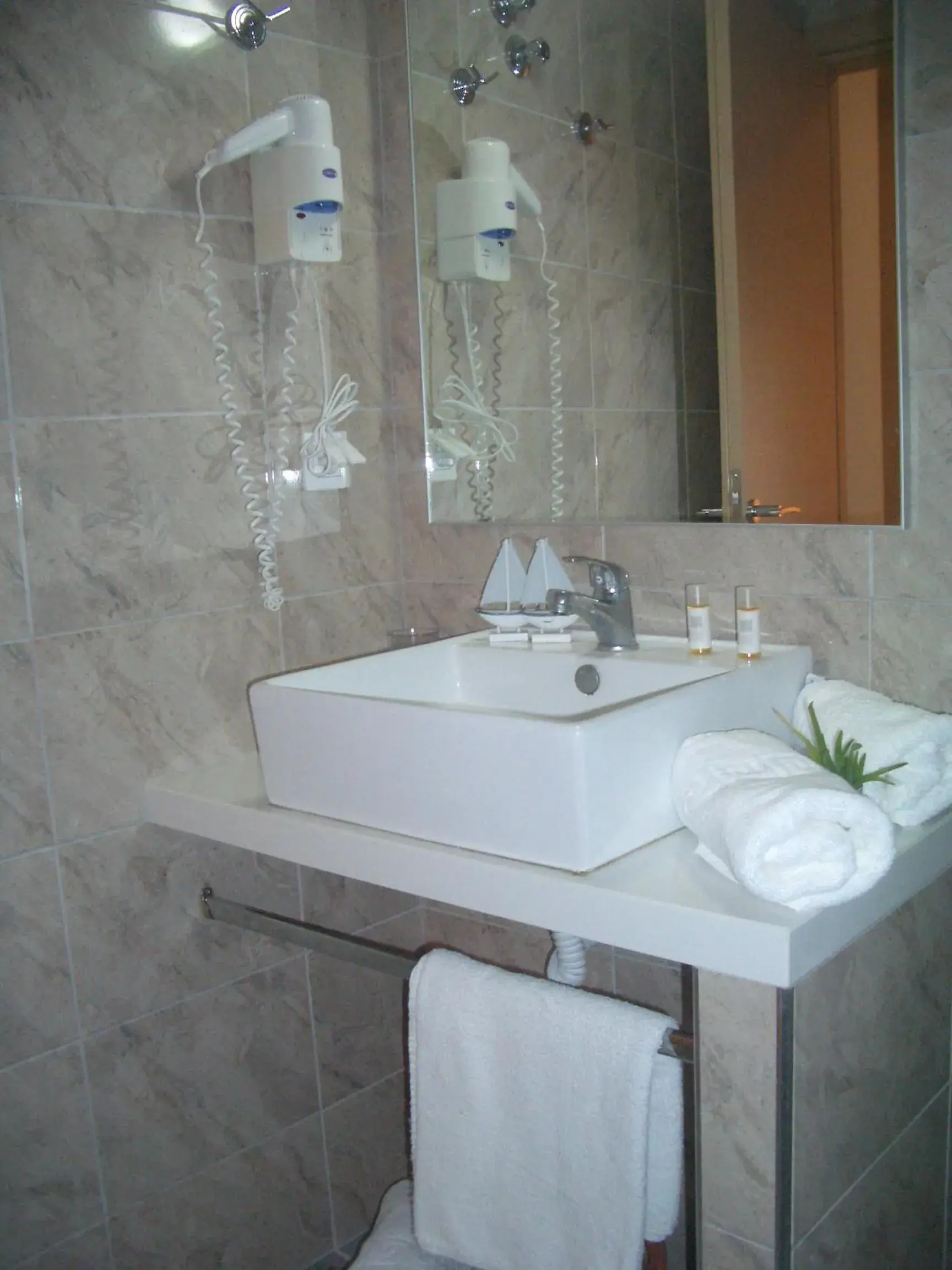 Bathroom in Voula Hotel