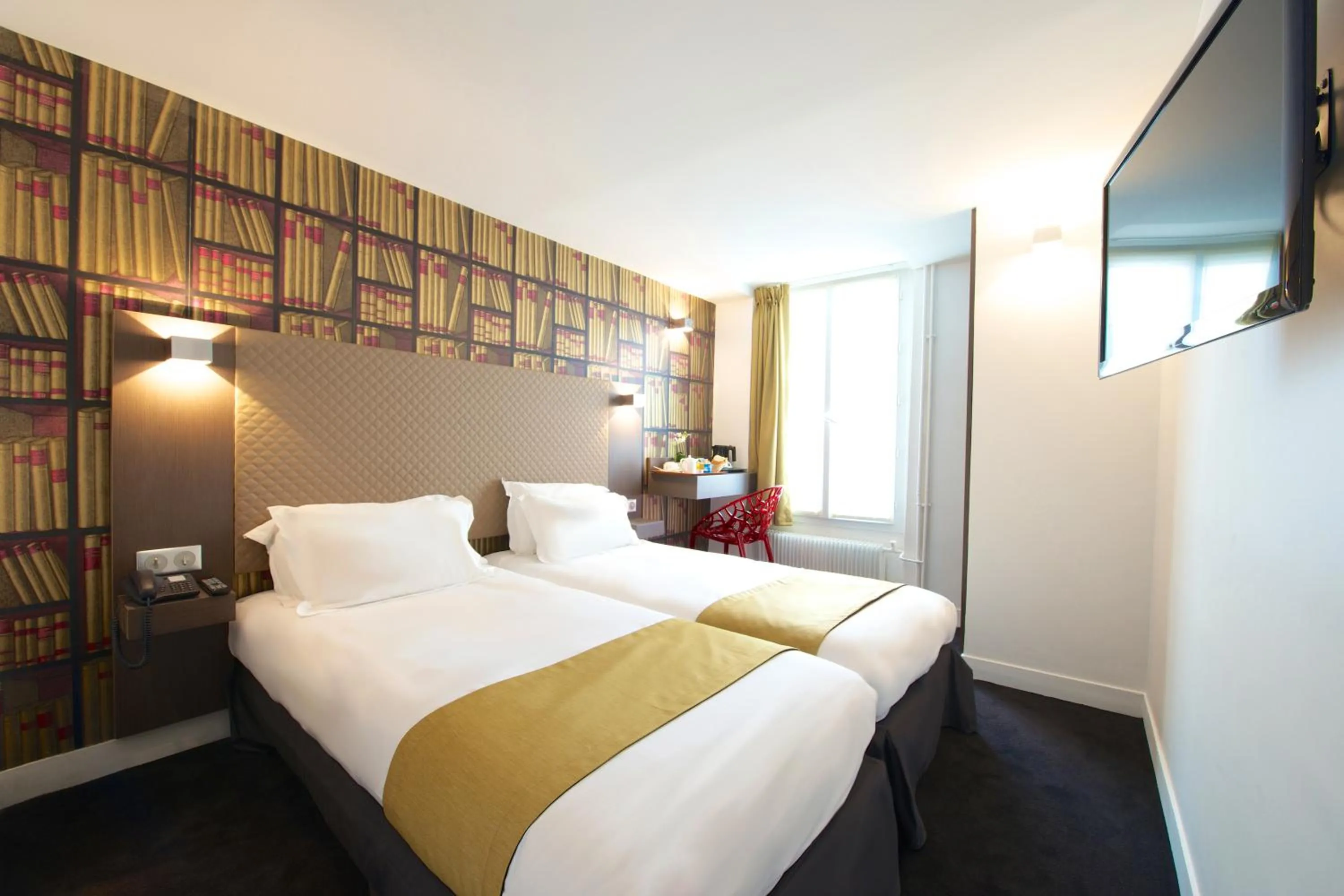 Comfort Twin Room in Hôtel de la Gaîté