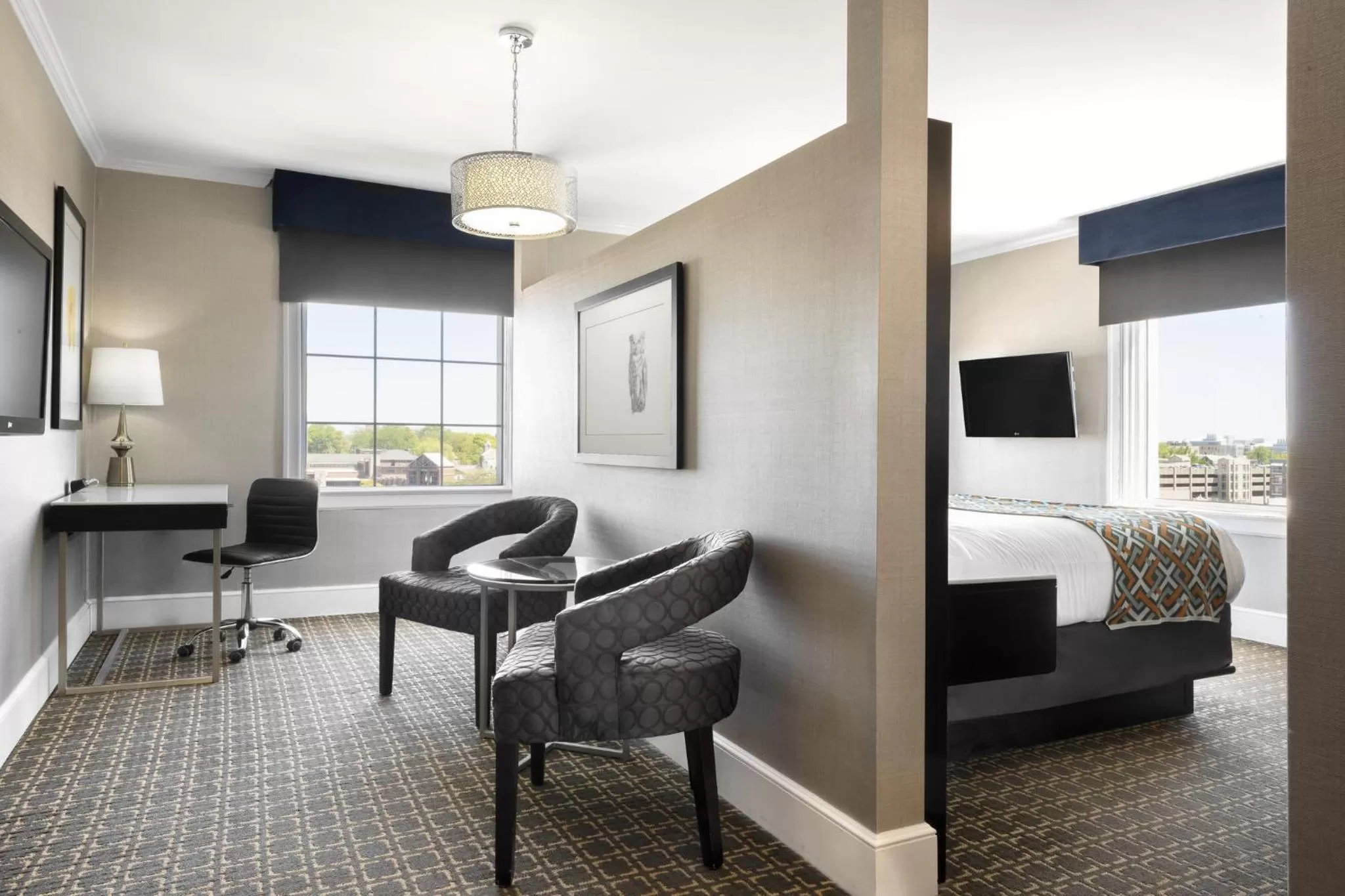 Photo of the whole room in voco The Tiger Hotel, Columbia, MO by IHG