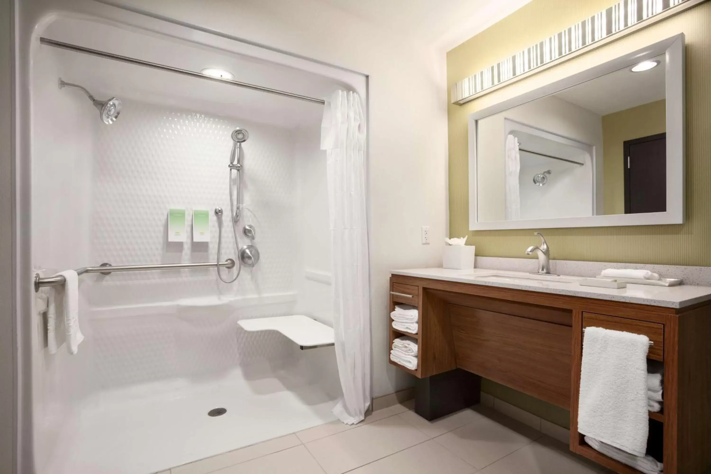 Bathroom in Home2 Suites by Hilton Rahway