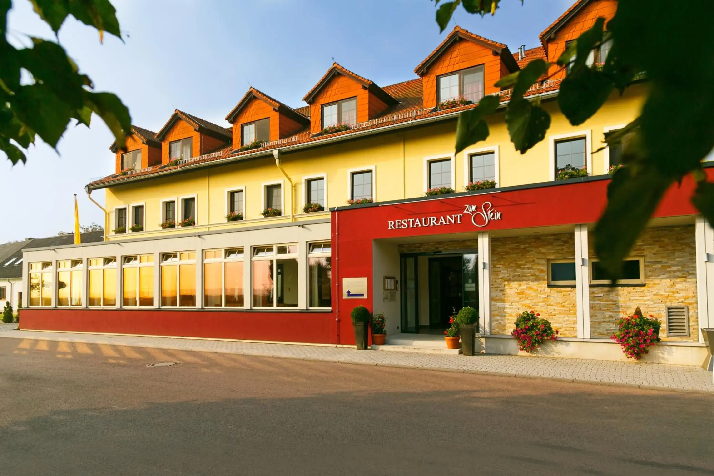 Property Building in Ringhotel Hotel Zum Stein