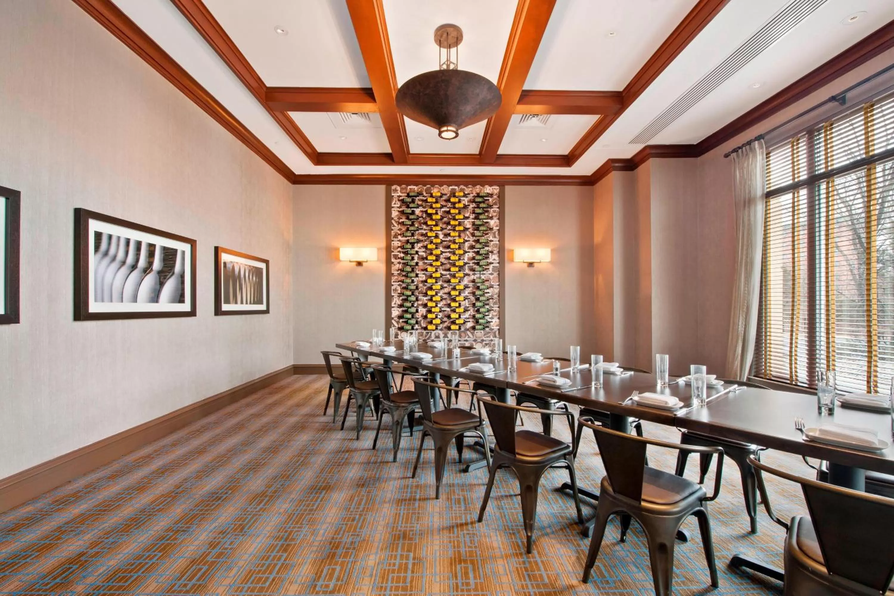 Restaurant/places to eat in Bridgewater Marriott