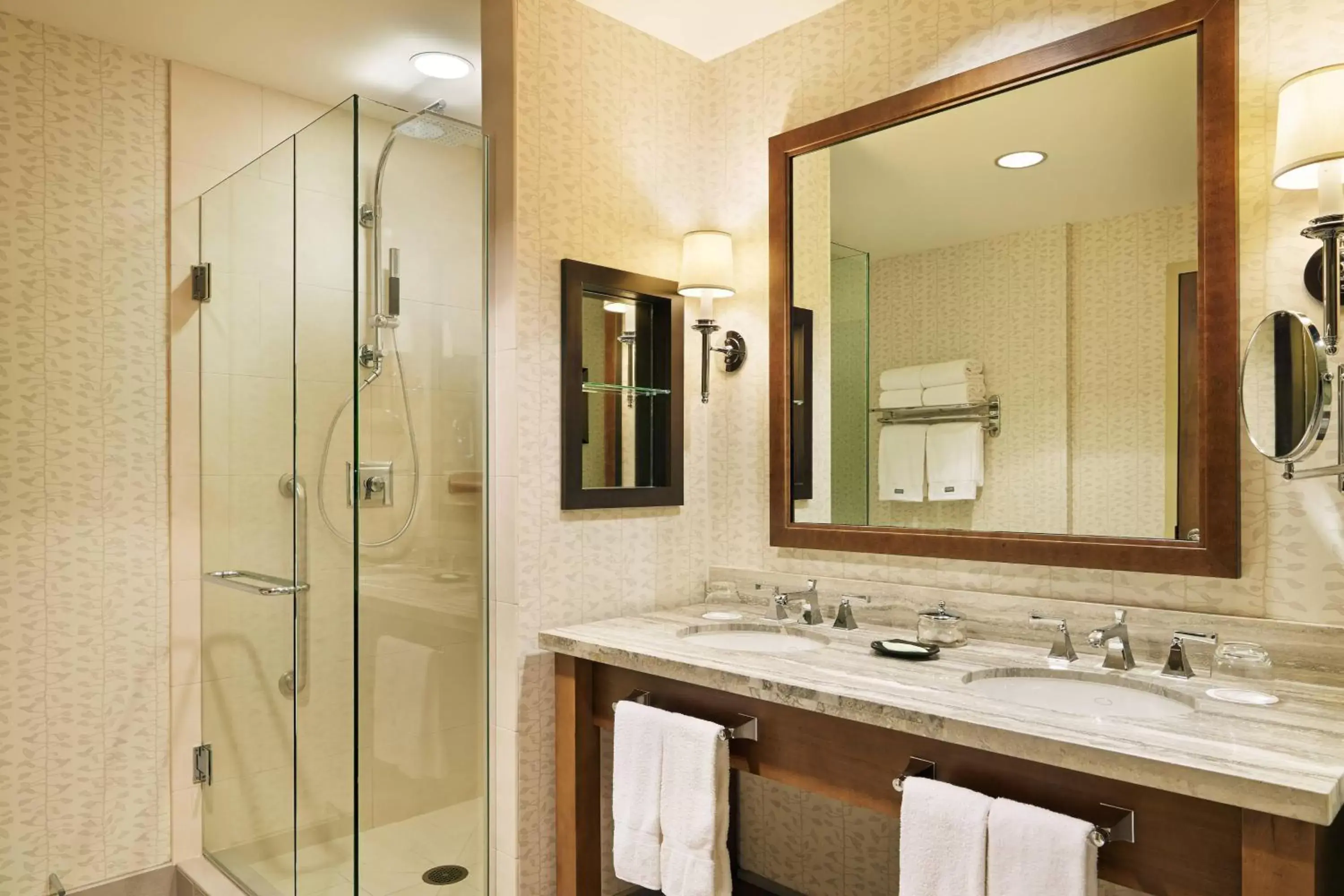 Bedroom, Bathroom in The Westin Riverfront Resort & Spa, Avon, Vail Valley