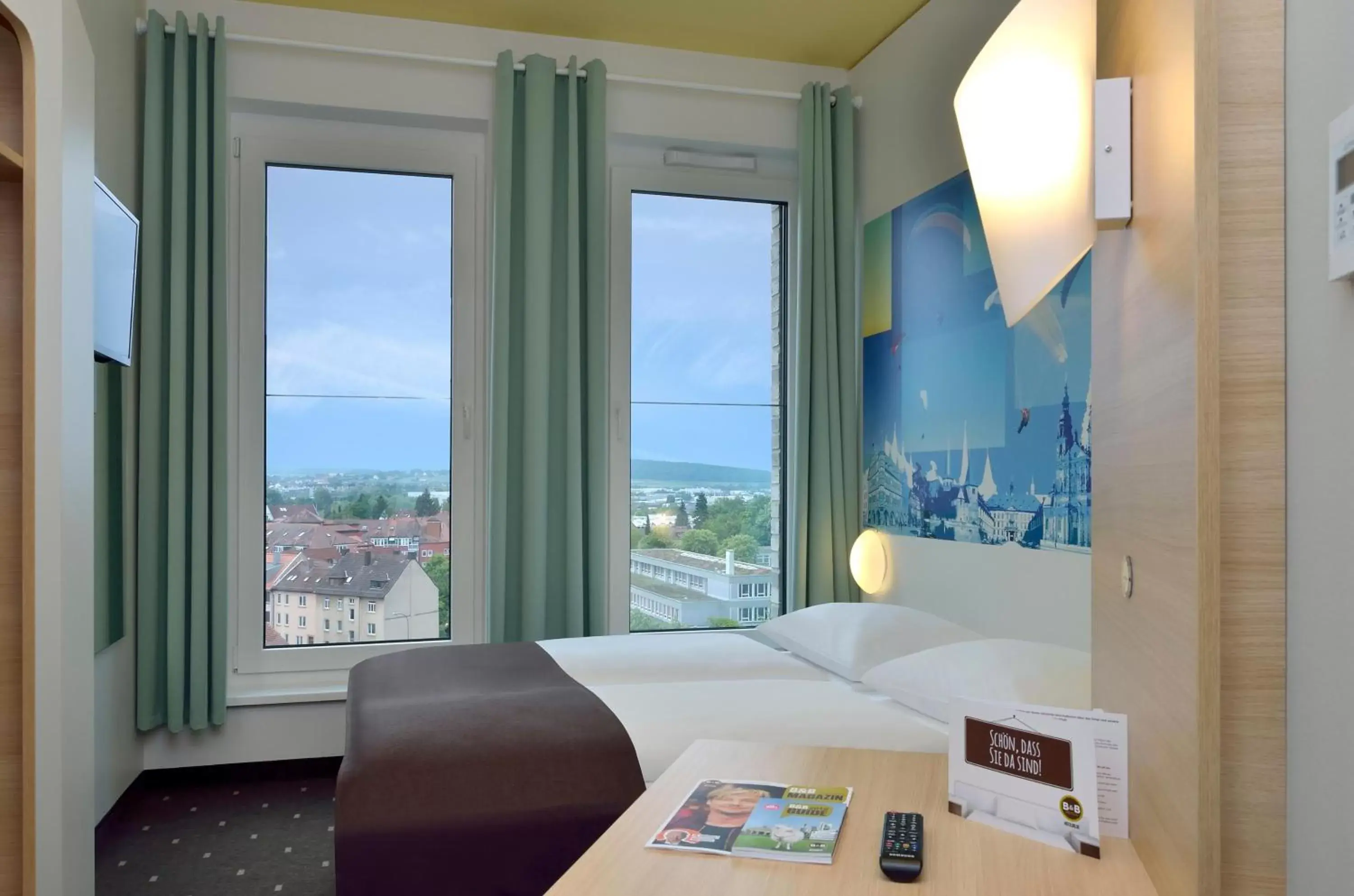 Photo of the whole room in B&B Hotel Fulda