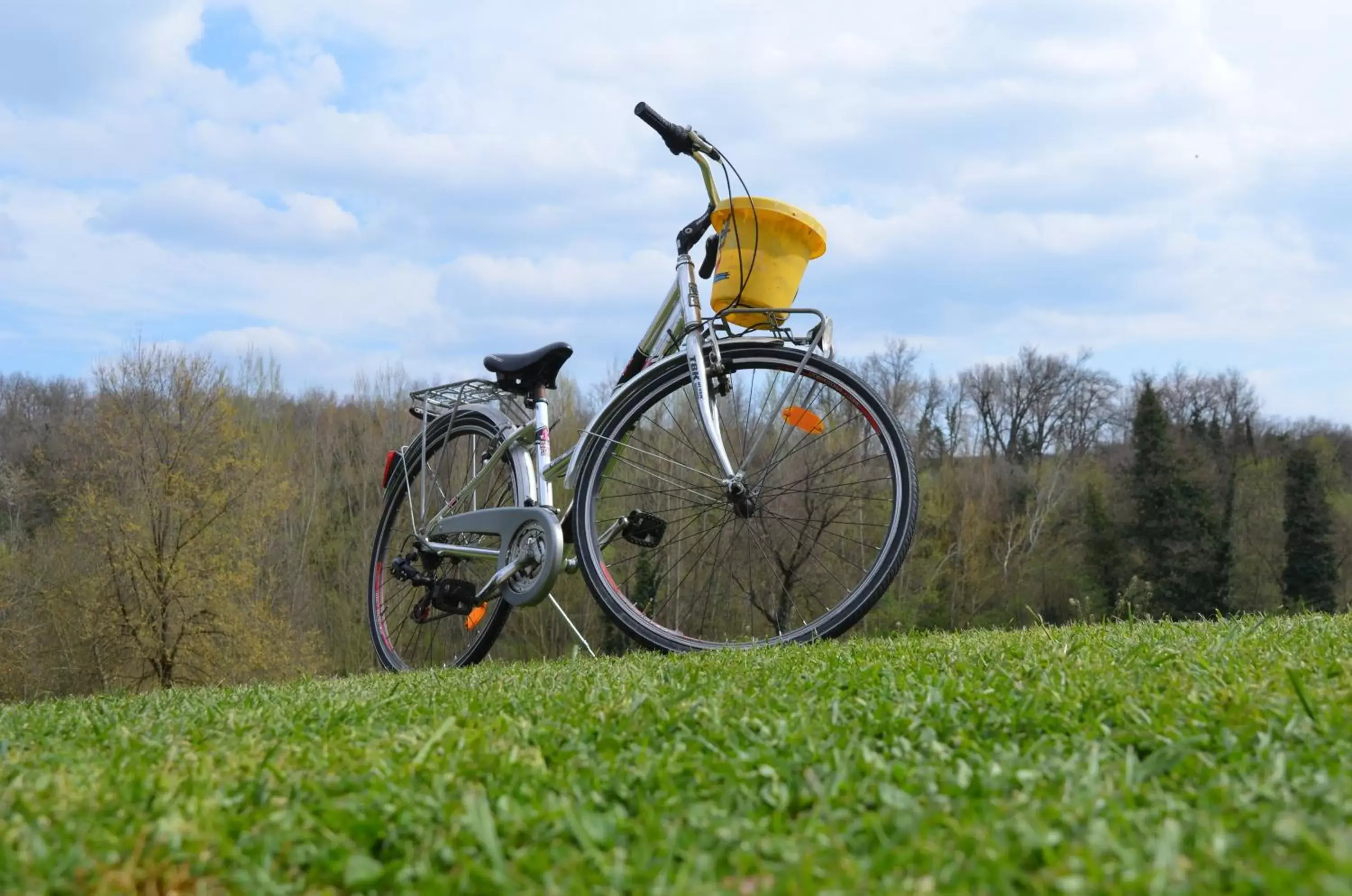 Natural landscape, Biking in A'Loro B&B