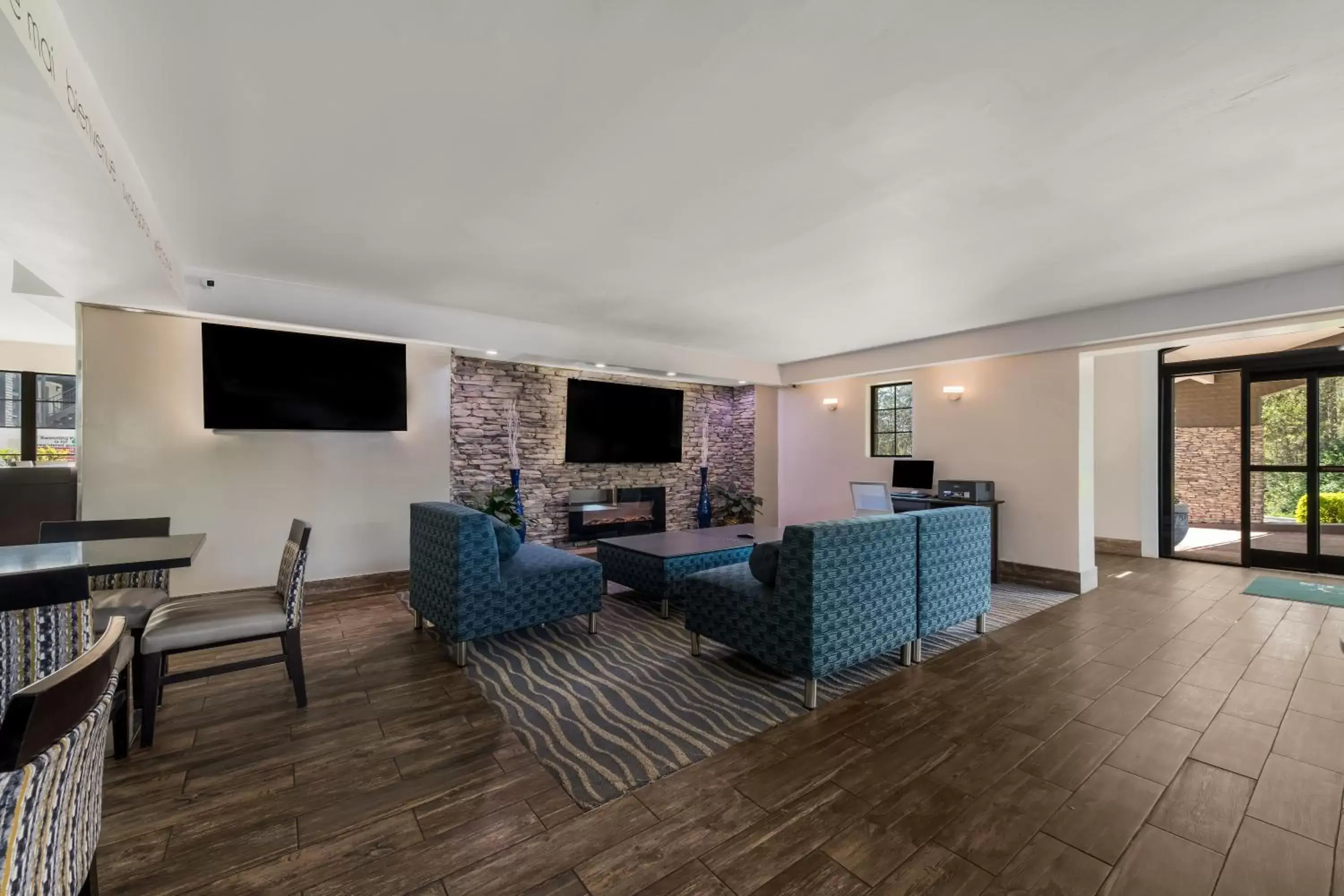 Lobby or reception in Quality Inn & Suites Charlotte Airport