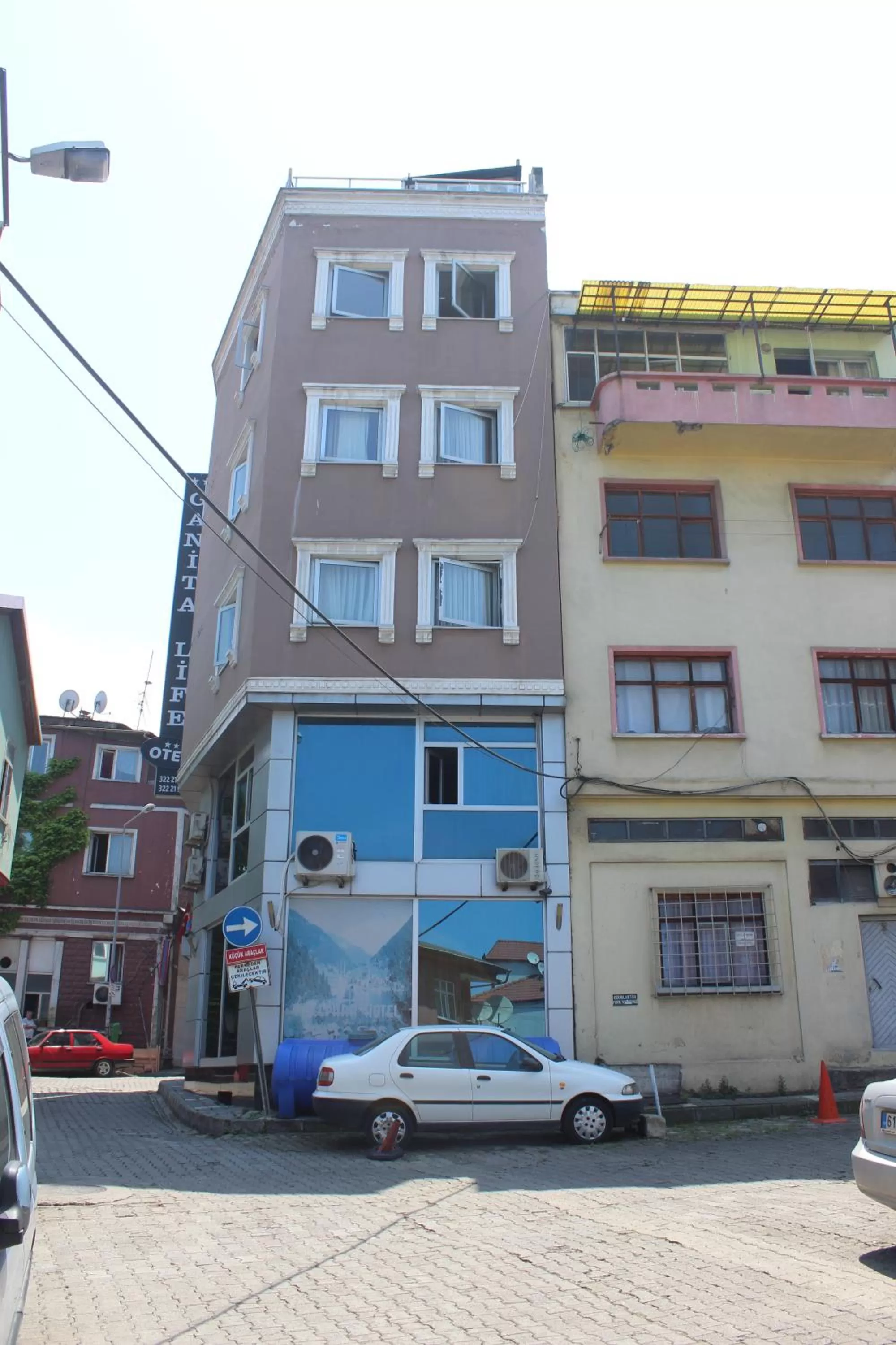 Property Building in GanitaLife Otel