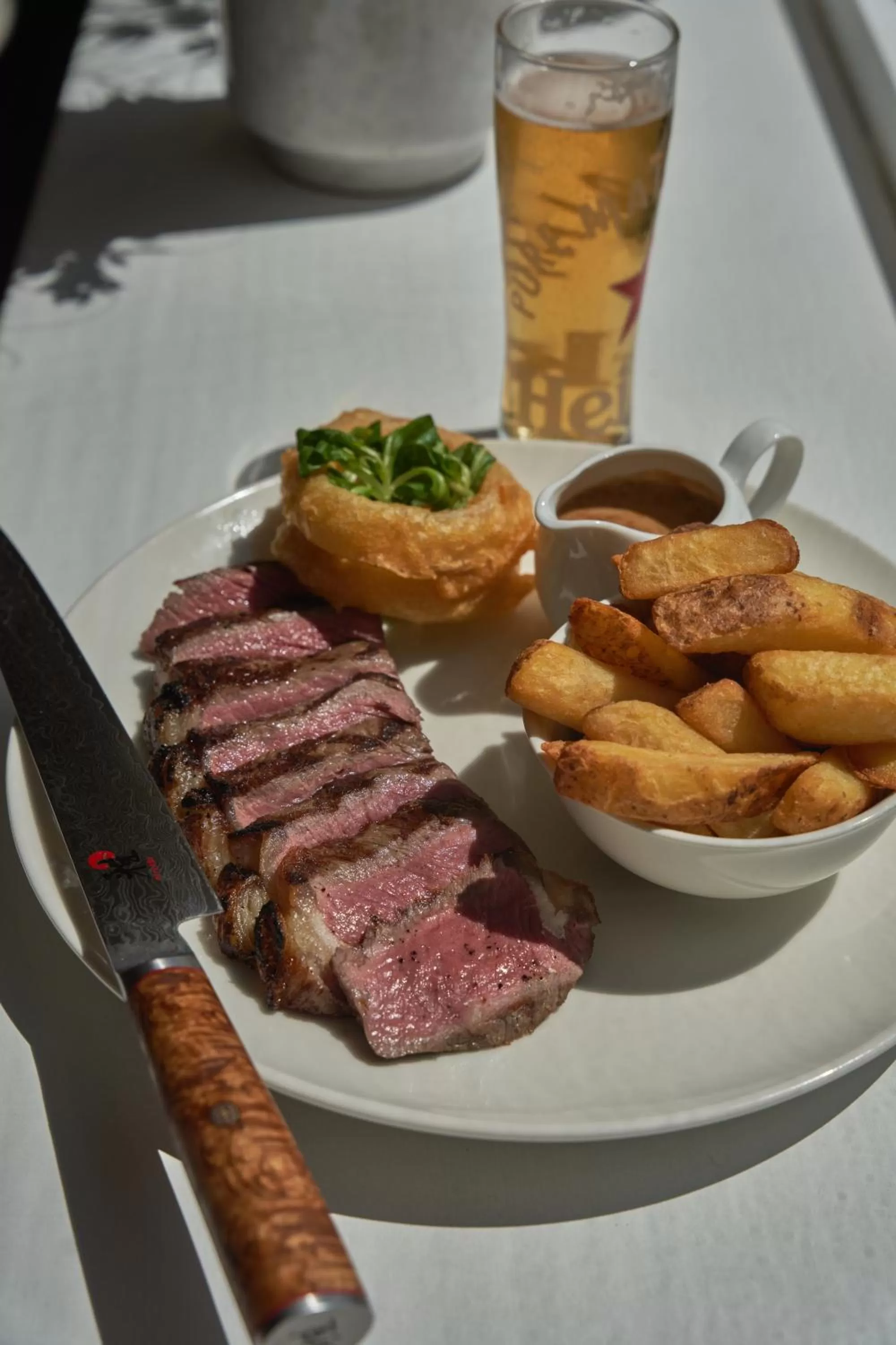 Restaurant/places to eat in Fairlawns, Hotel And Spa