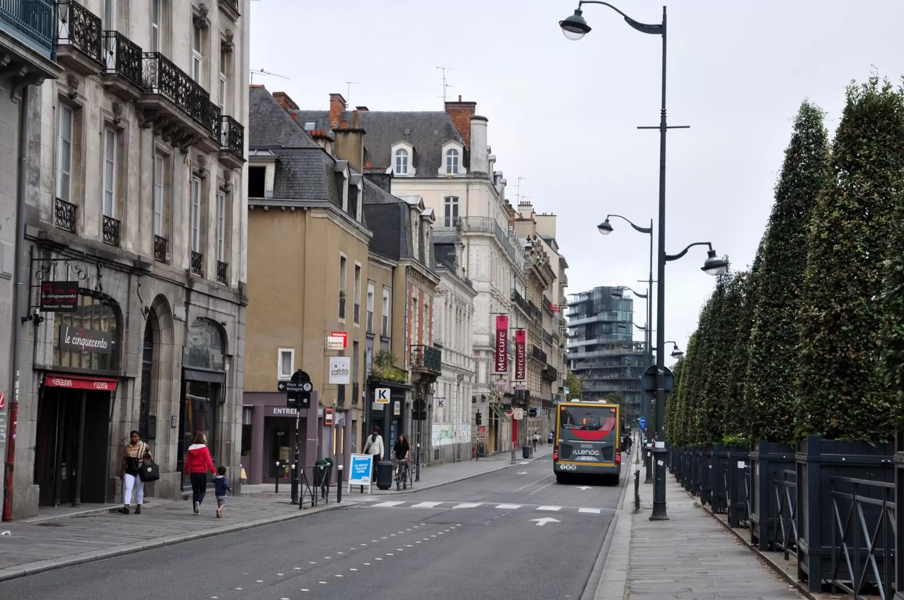 Off site, Neighborhood in Mercure Rennes Centre Place Bretagne