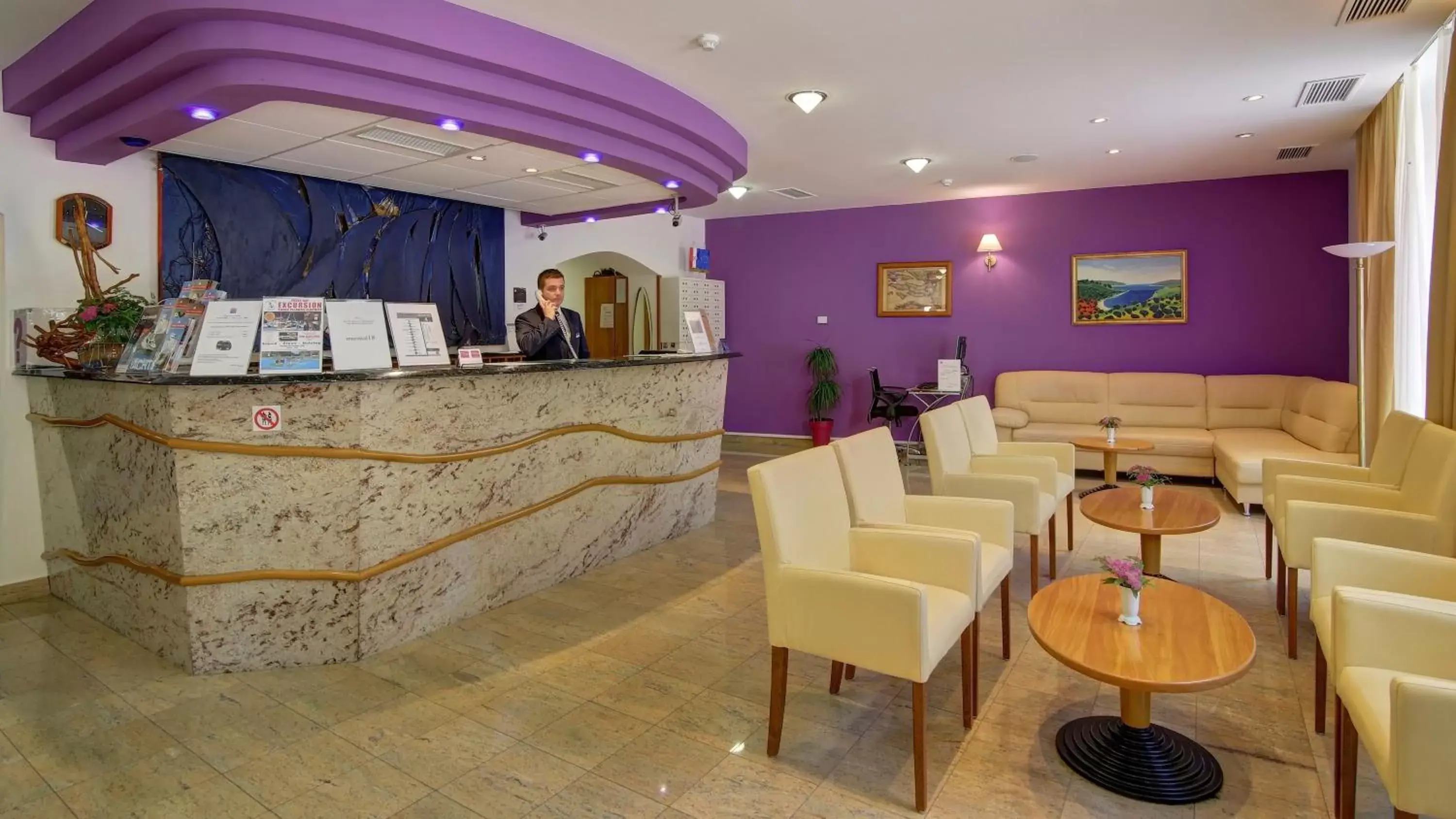 Lobby or reception in Hotel Komodor