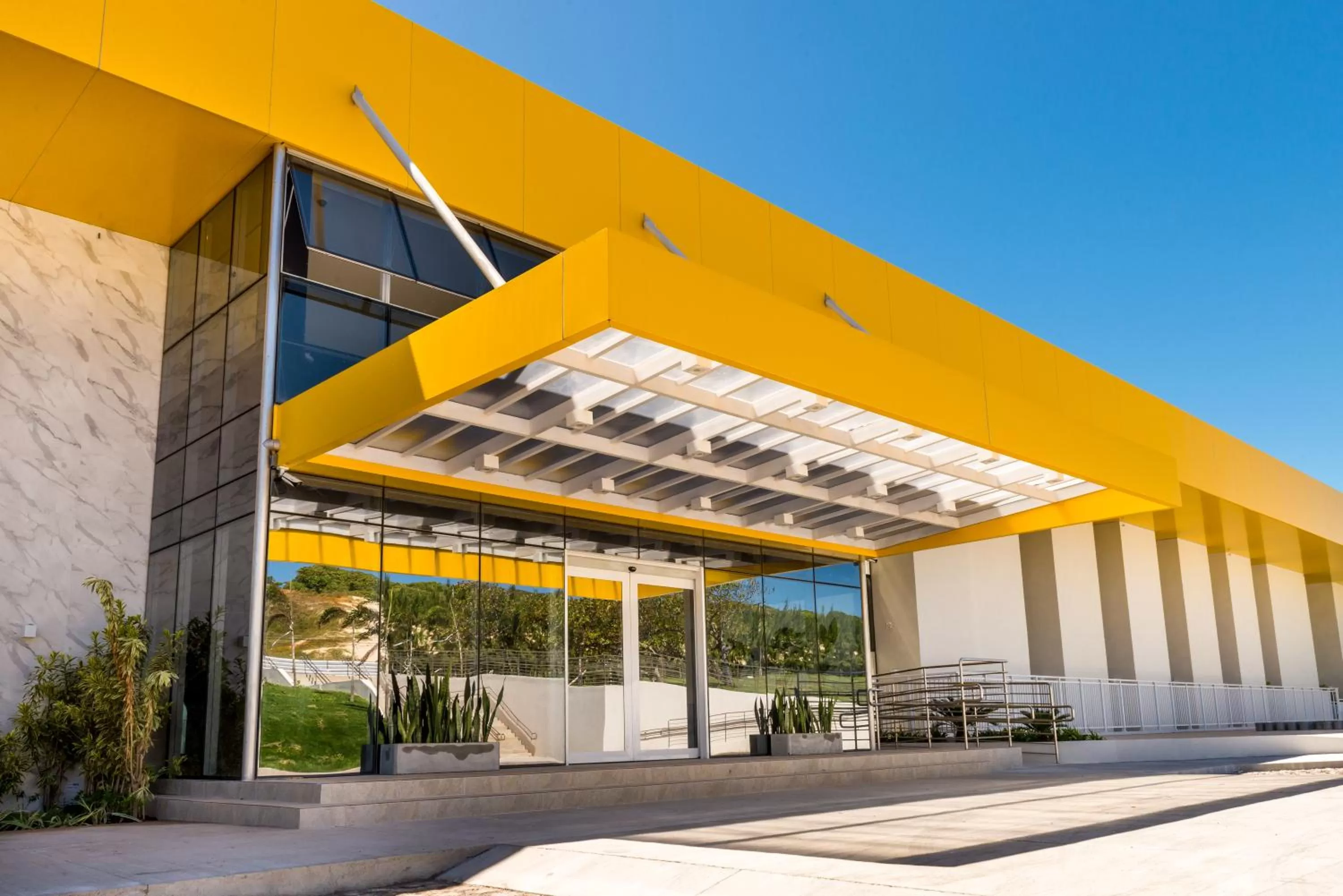 Facade/entrance in Hotel Senac Barreira Roxa