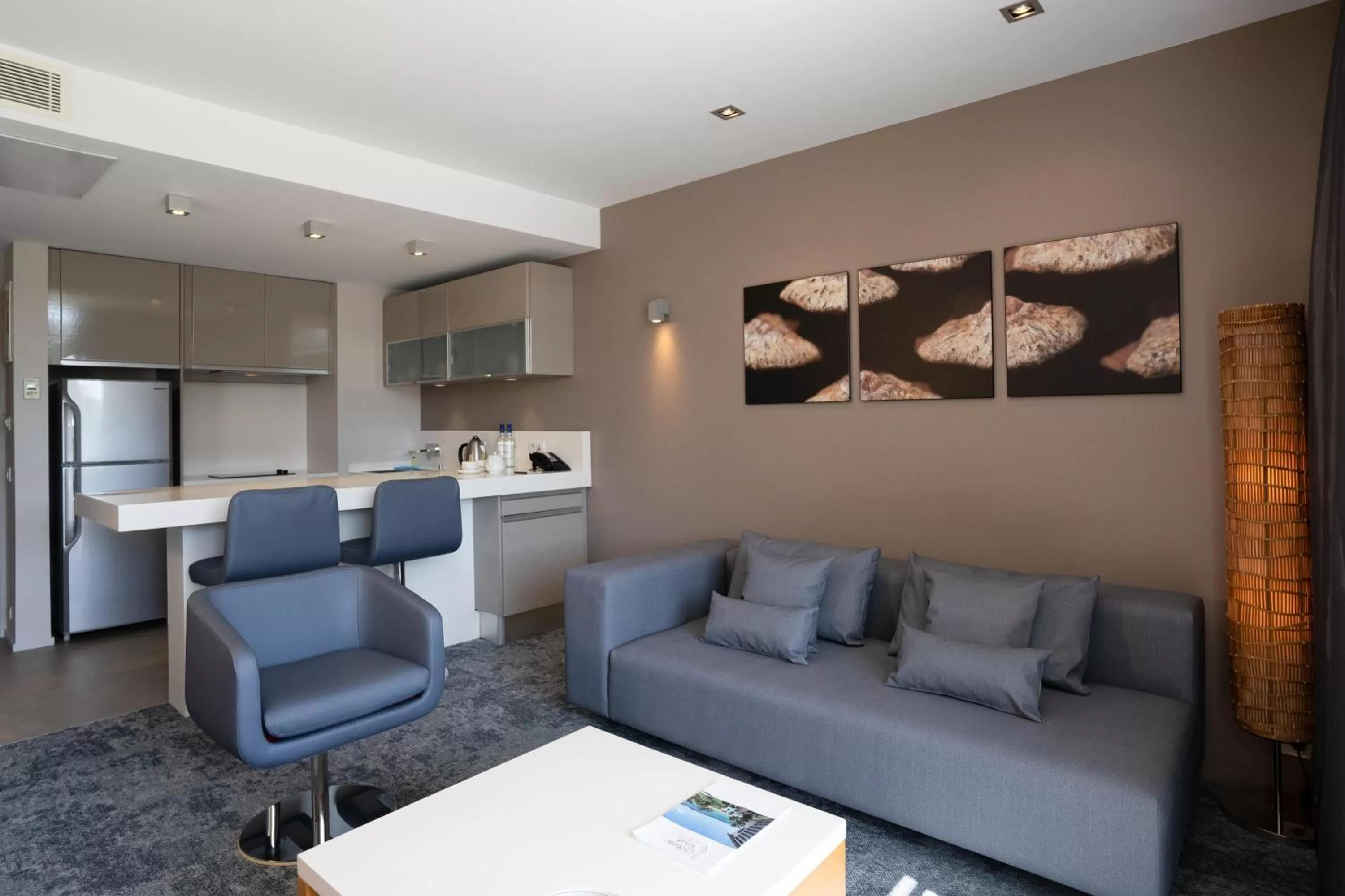 Living room in Chateau Royal Beach Resort & Spa, Noumea