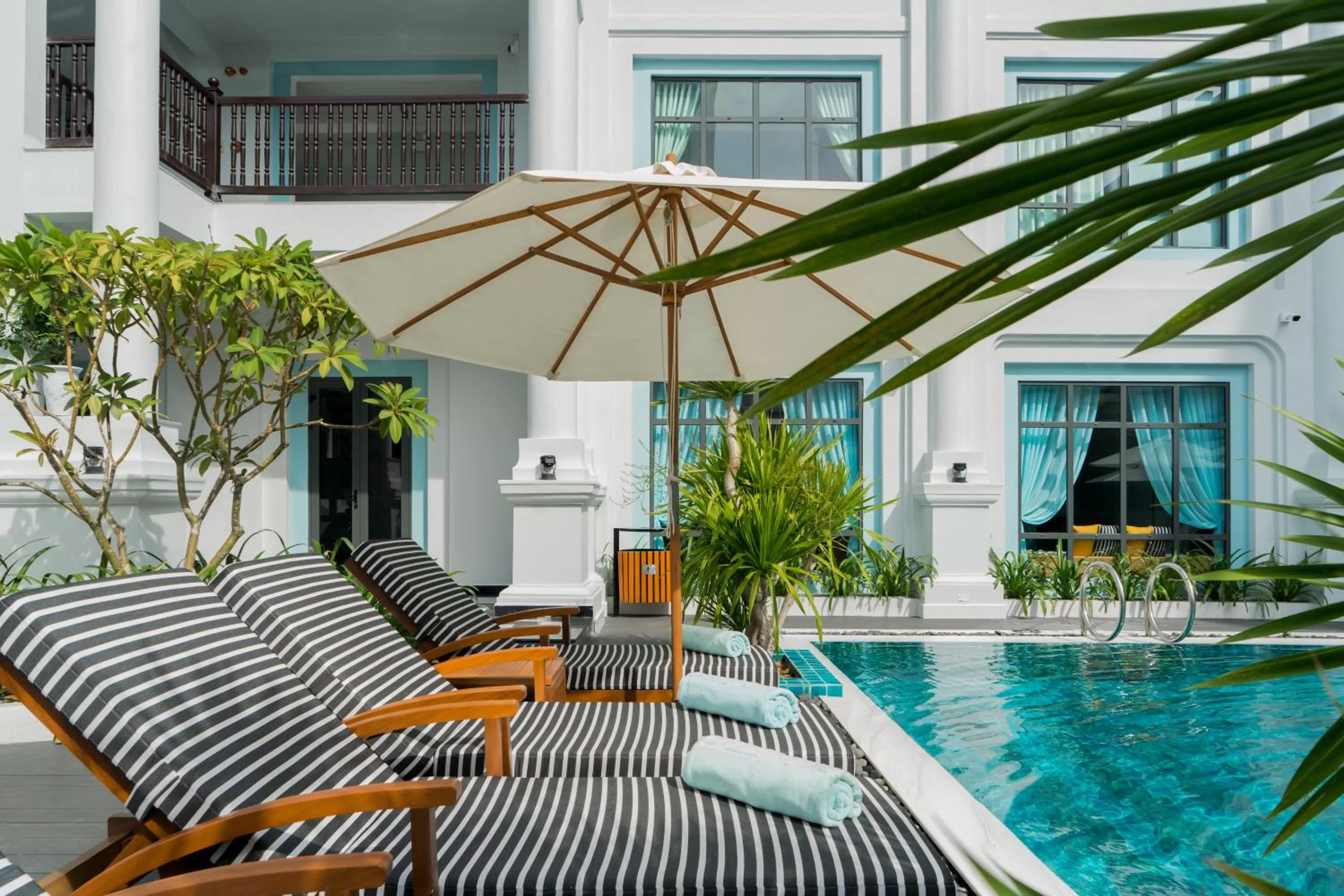 Swimming pool in Anio Boutique Hotel Hoian