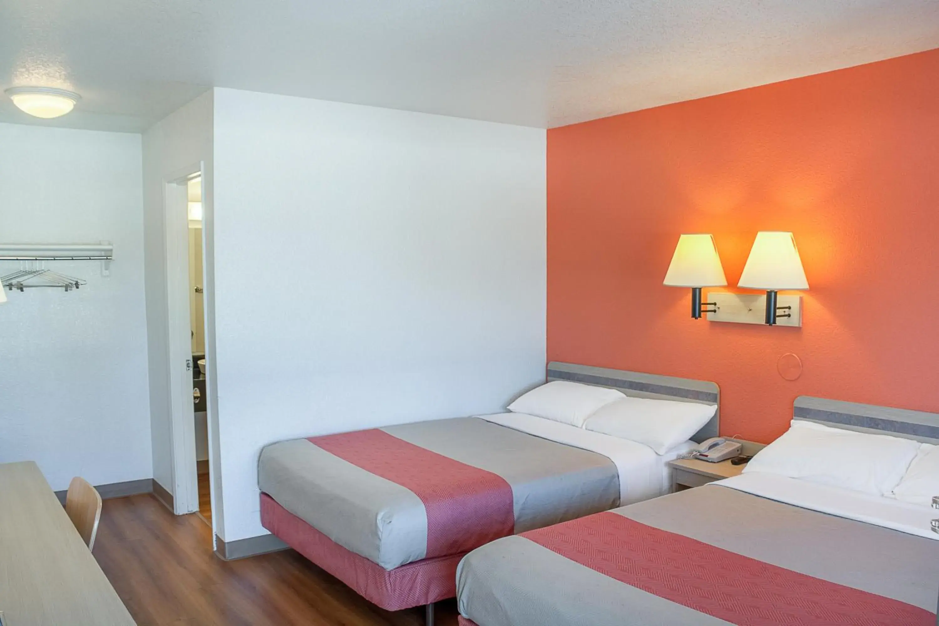 Bedroom, Bed in Motel 6-Ukiah, CA