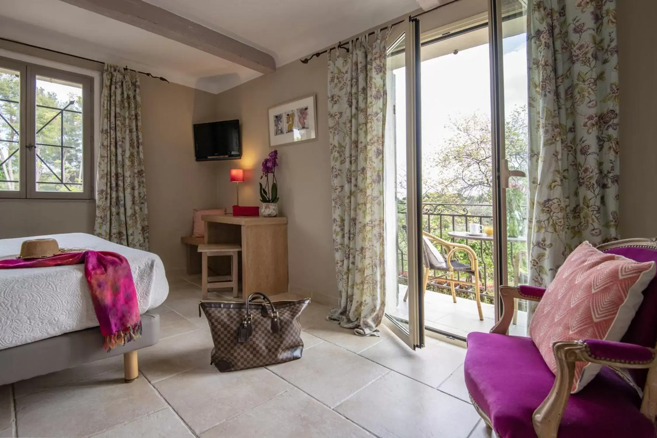 Seating Area in Hotel Les Messugues