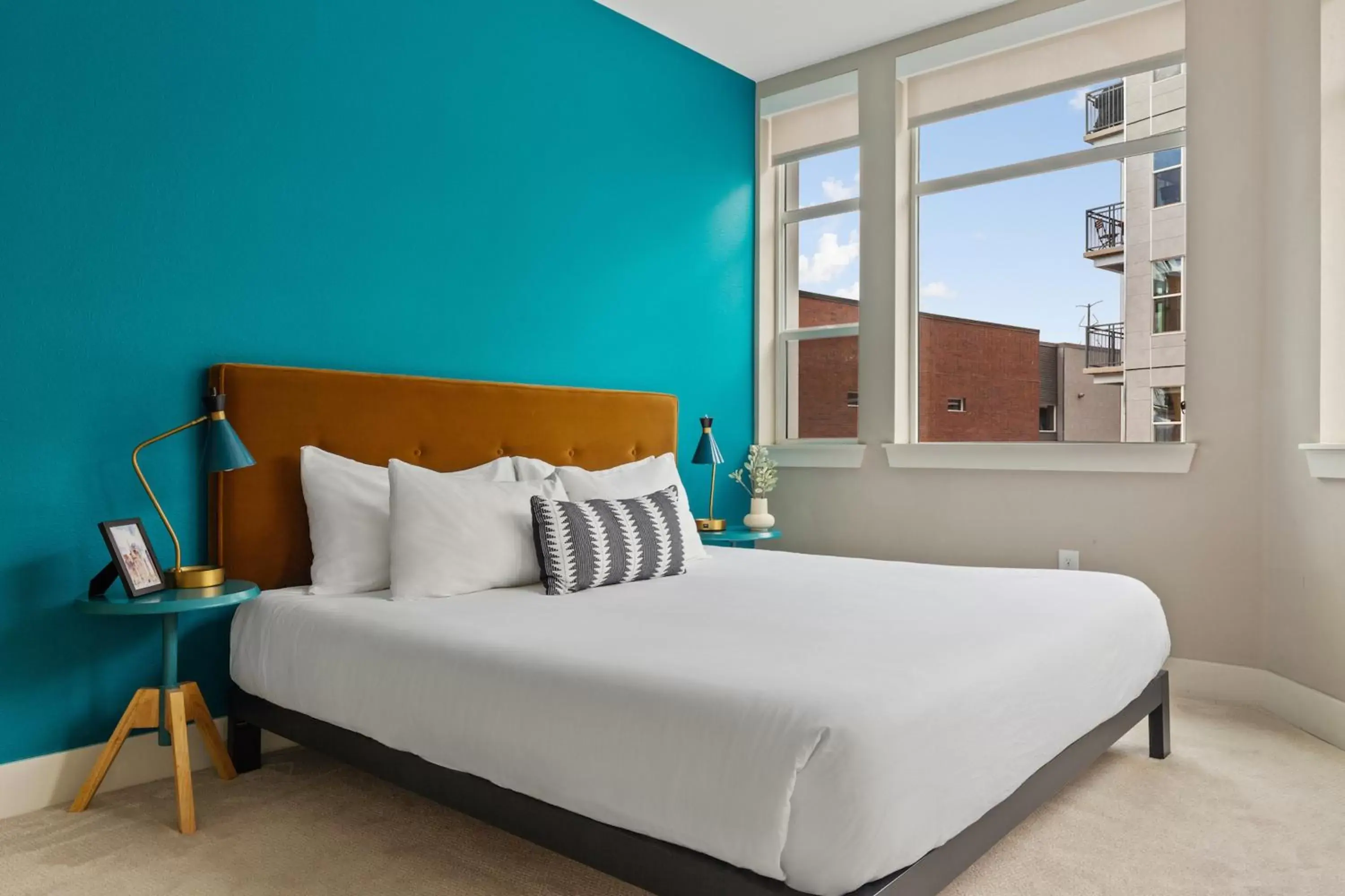 Two-Bedroom Apartment (Self Check-in with Virtual Front Desk) in Kasa Union Station Denver