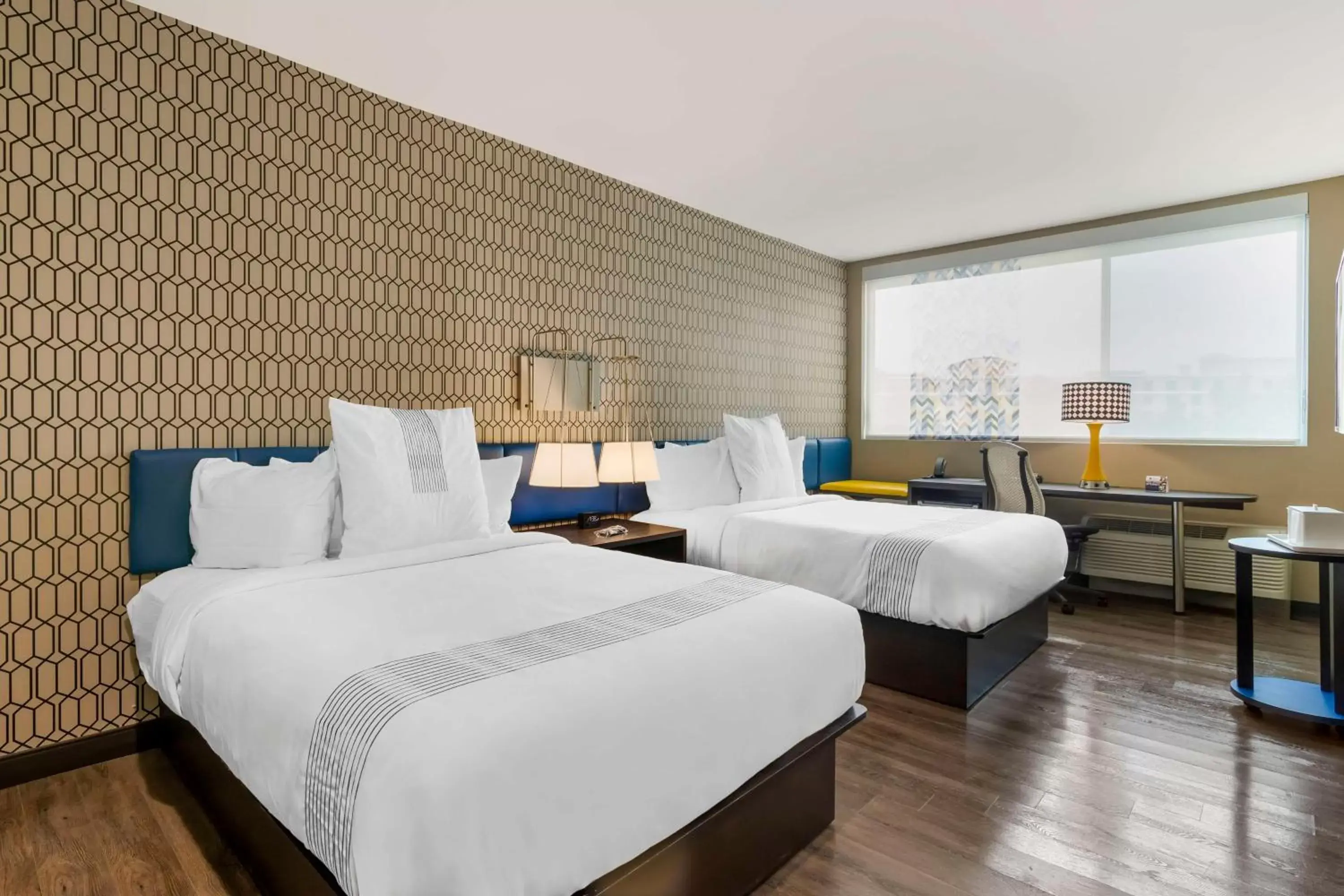 Bedroom, Bed in GLo Best Western Pooler - Savannah Airport Hotel