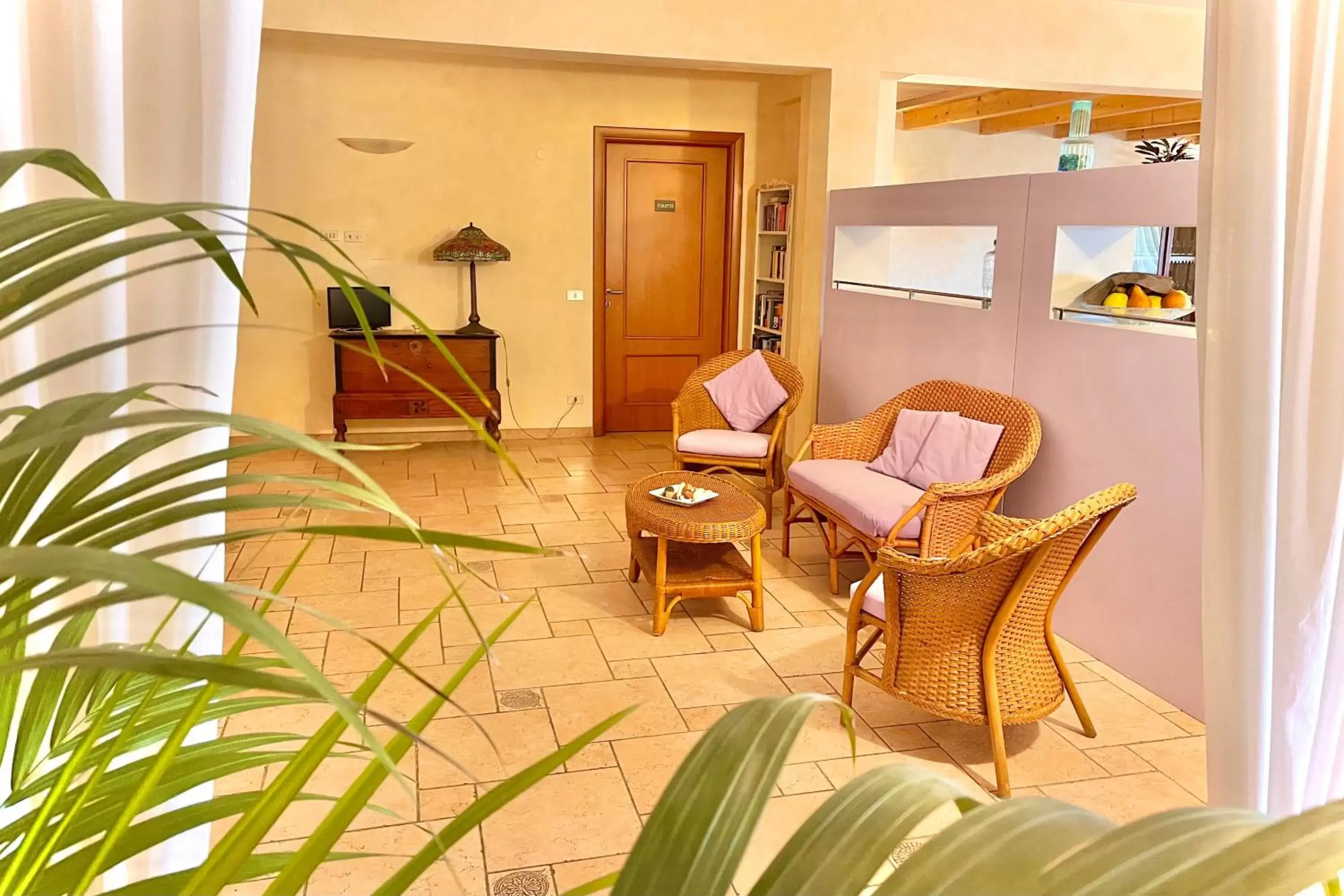 Seating area in Albergo Vittoria