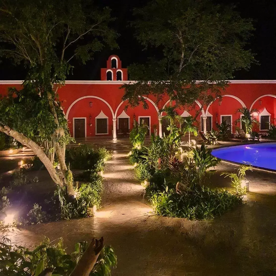 Pool View in Hacienda María Elena Yucatán