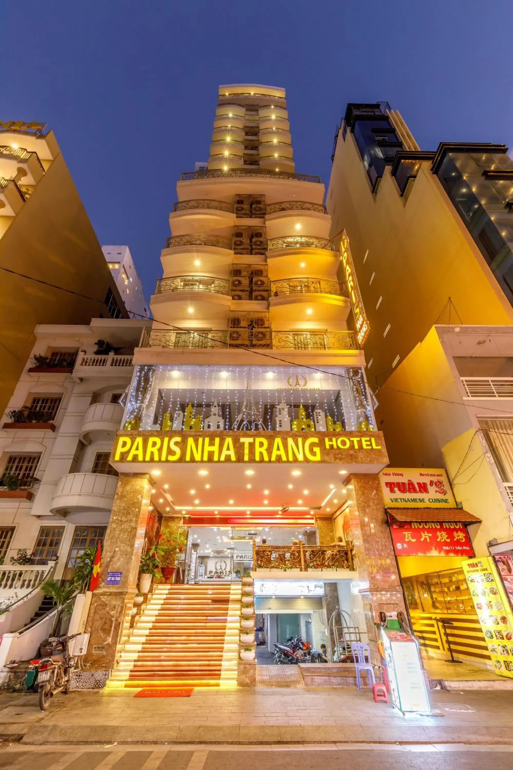 Property Building in Paris Nha Trang Hotel