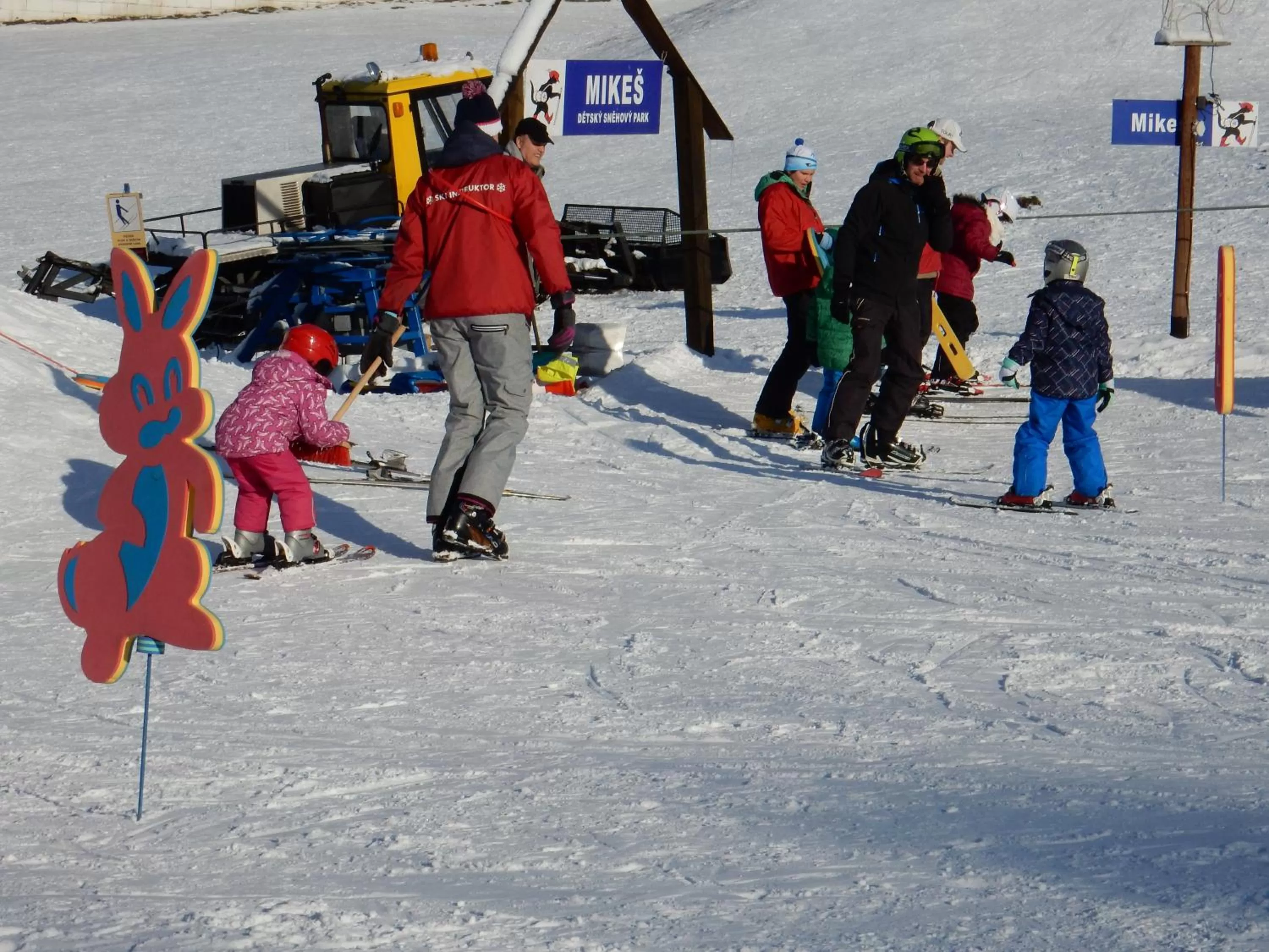 Ski School in Sport-hotel Šibeniční vrch