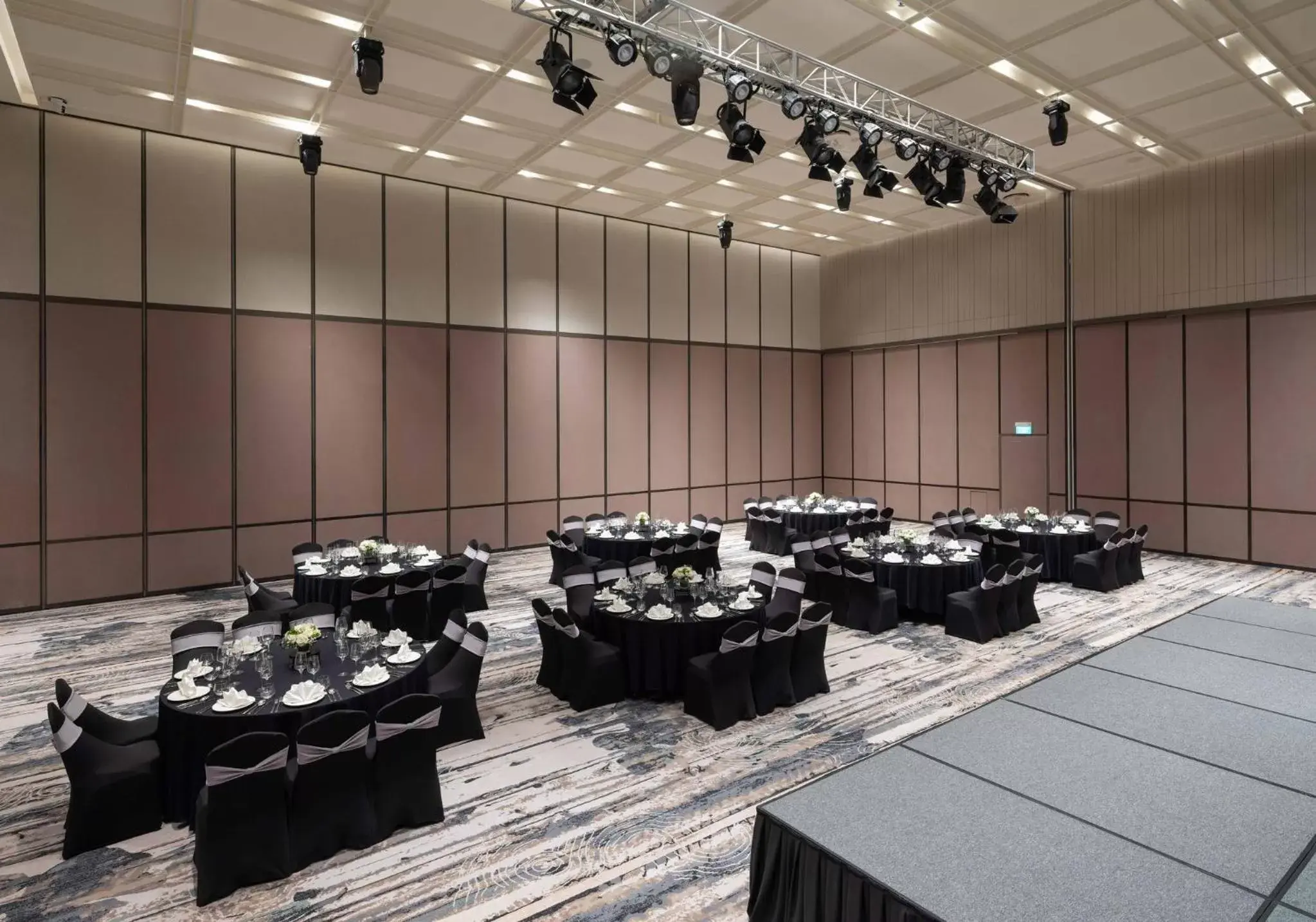 Meeting/conference room, Banquet Facilities in Crowne Plaza Phu Quoc Starbay, an IHG Hotel