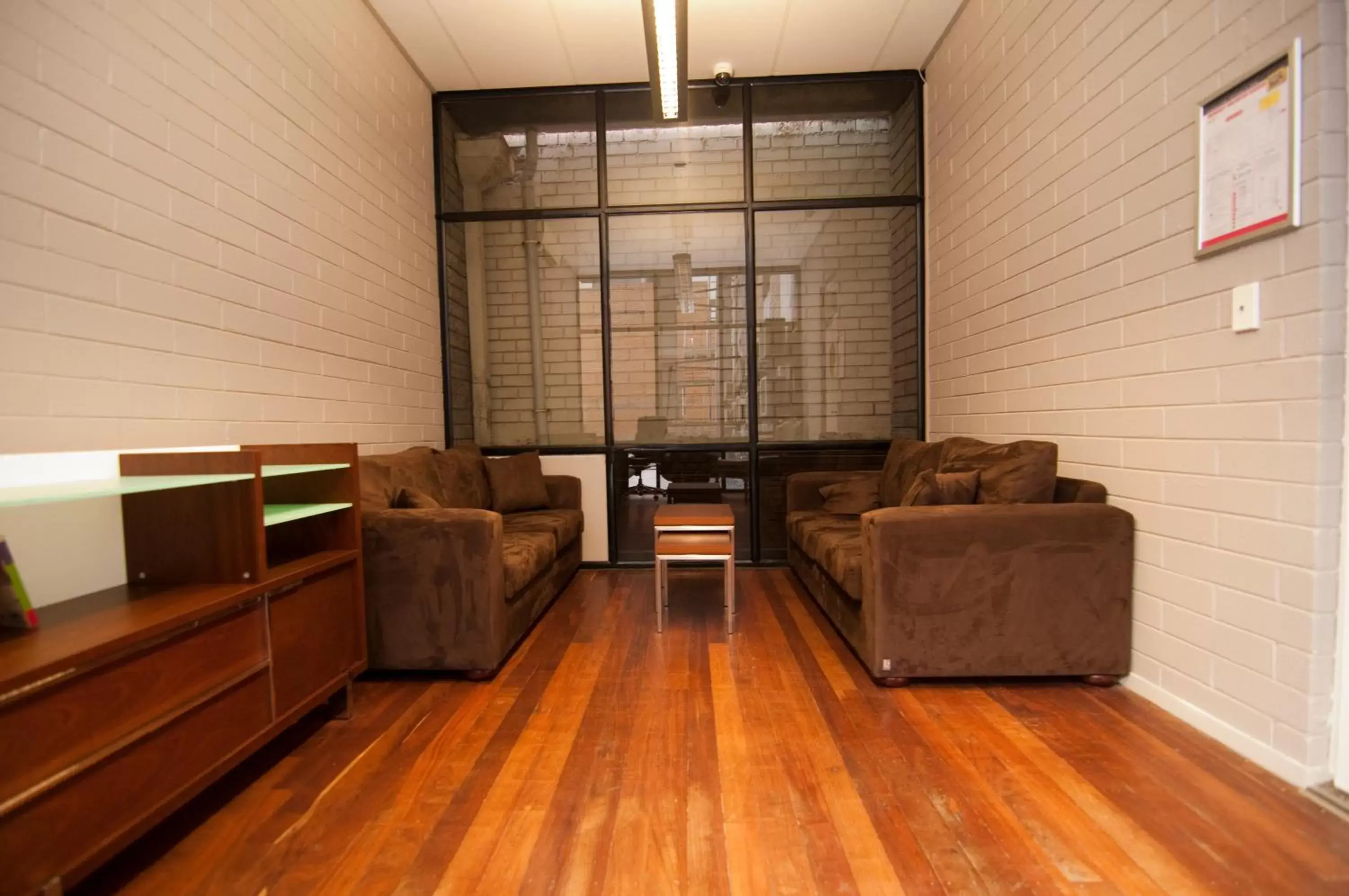 Photo of the whole room in Kangaroo Inn Photo of the whole room in Kangaroo Inn