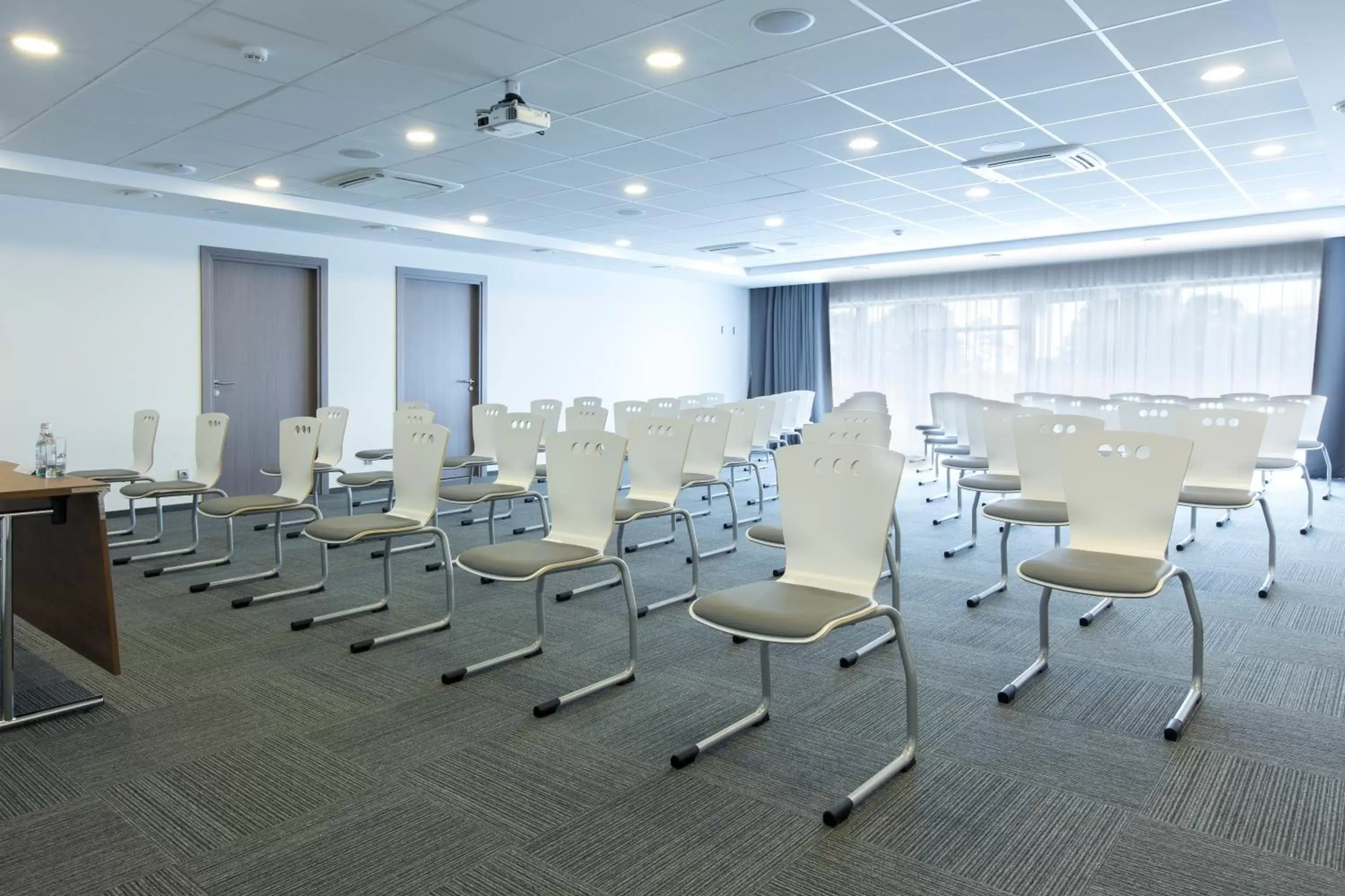 Business facilities in Ibis Styles Vilnius