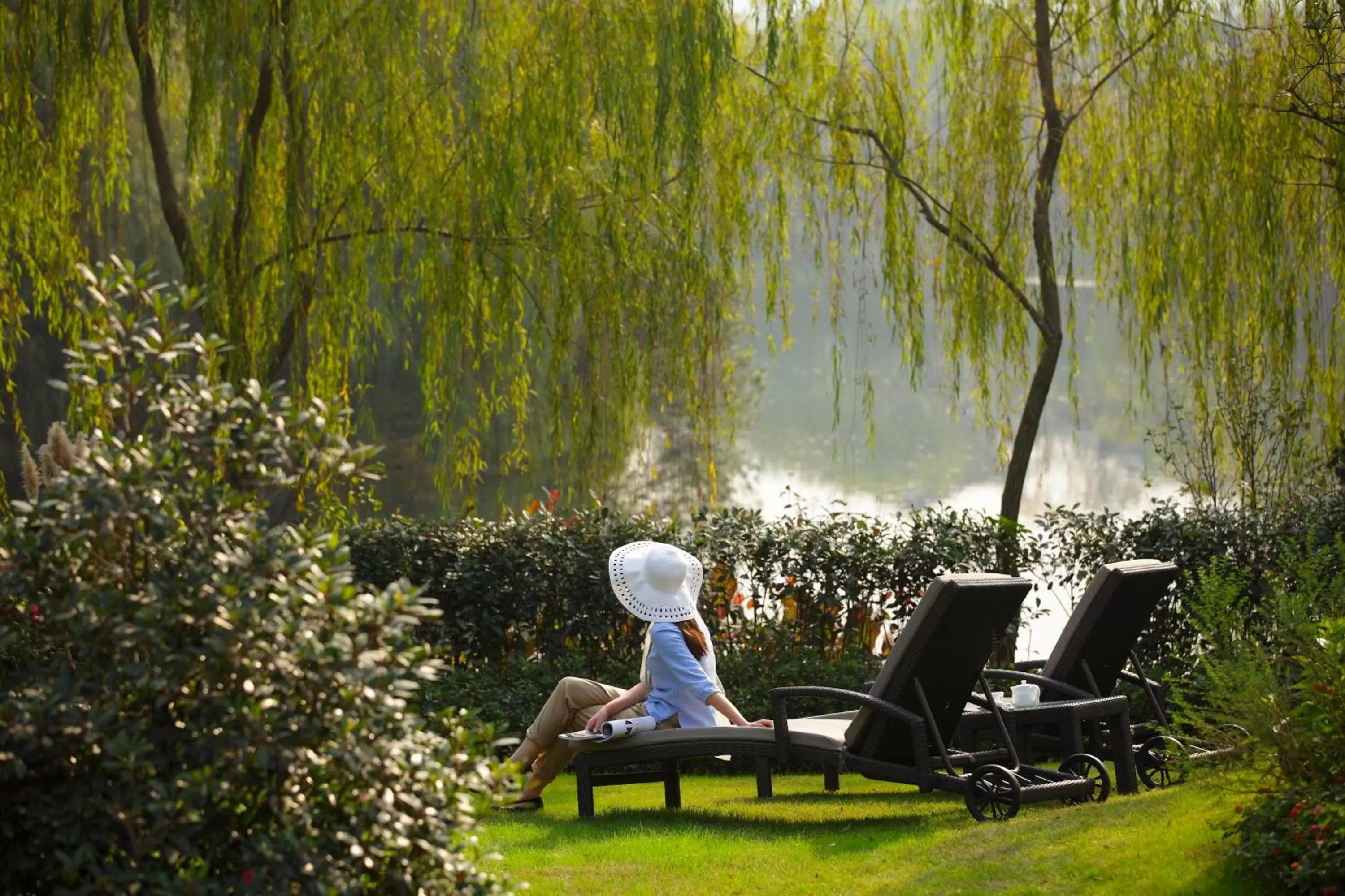 Garden in Four Seasons Hotel Hangzhou at West Lake