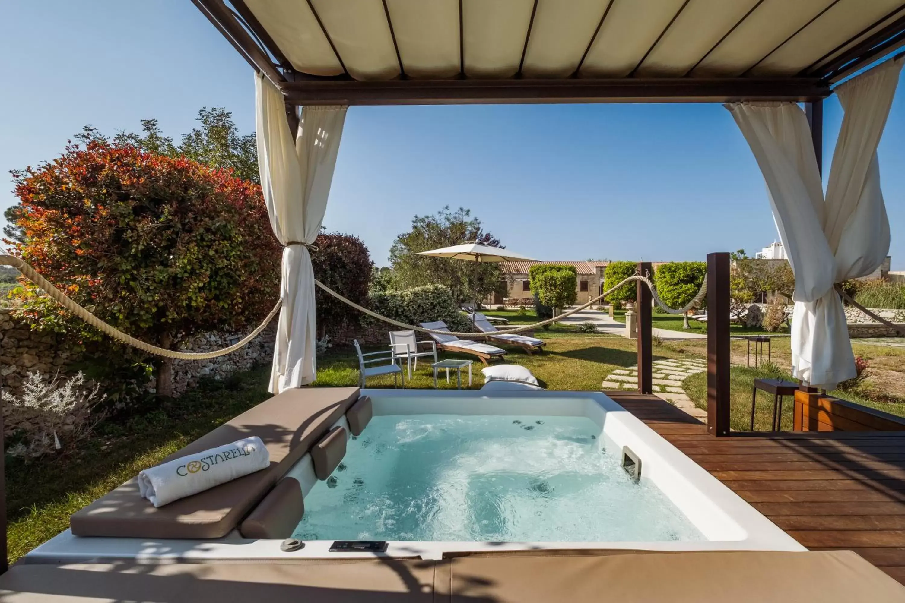 Hot Tub, Swimming Pool in Agriturismo Masseria Costarella