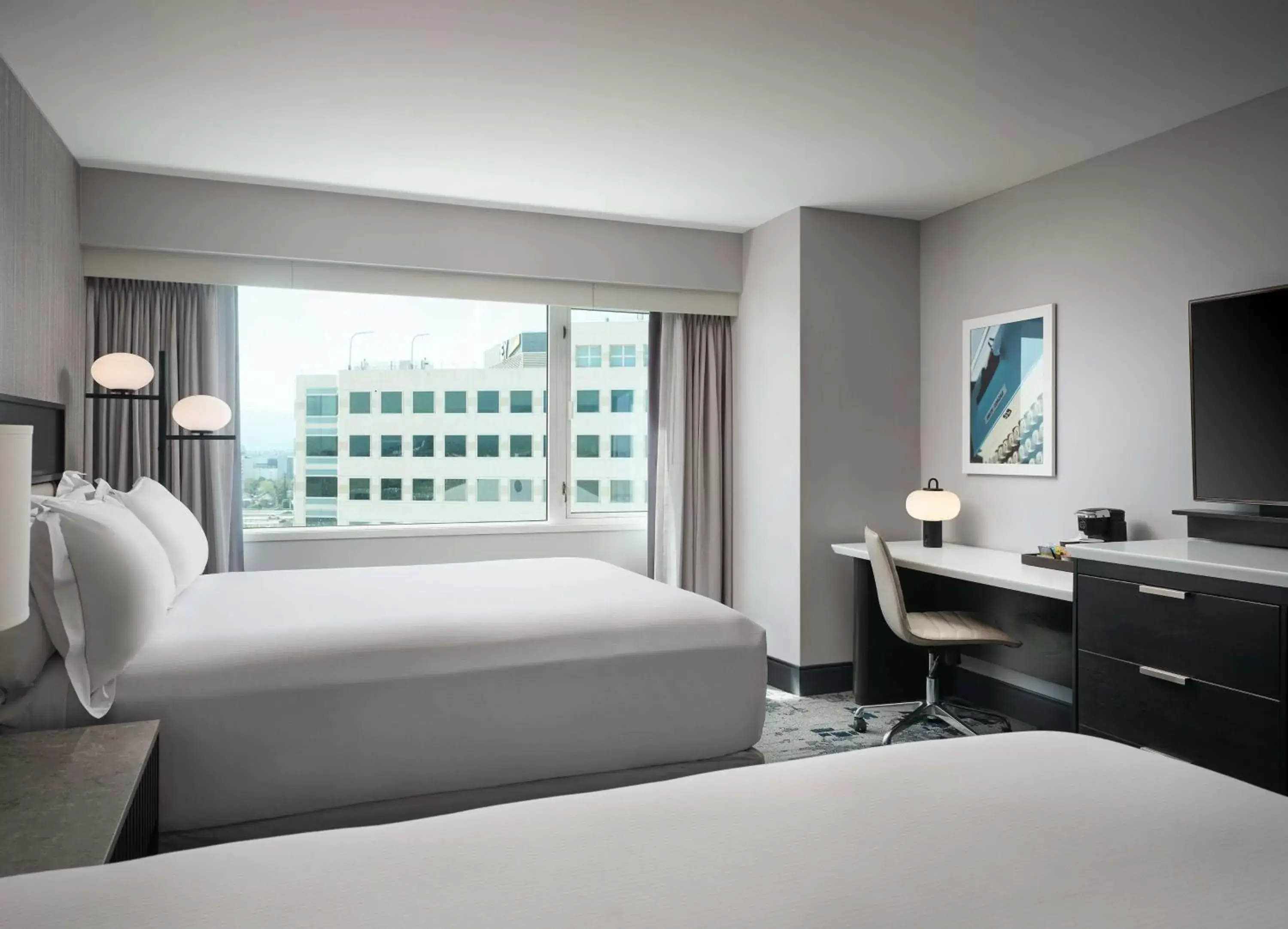 Bedroom, Bed in Hilton San Jose