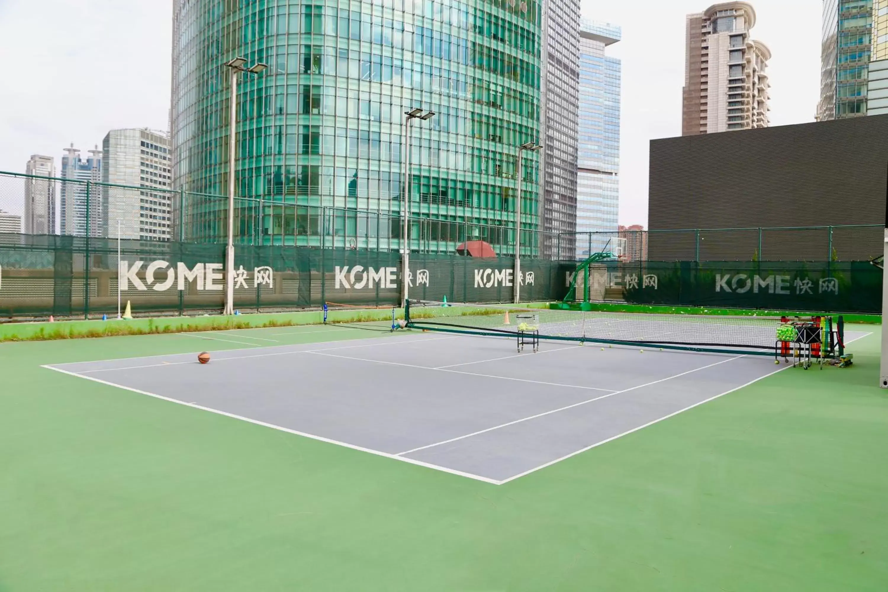 Tennis court, Tennis/Squash in Pudong Shangri-La, Shanghai