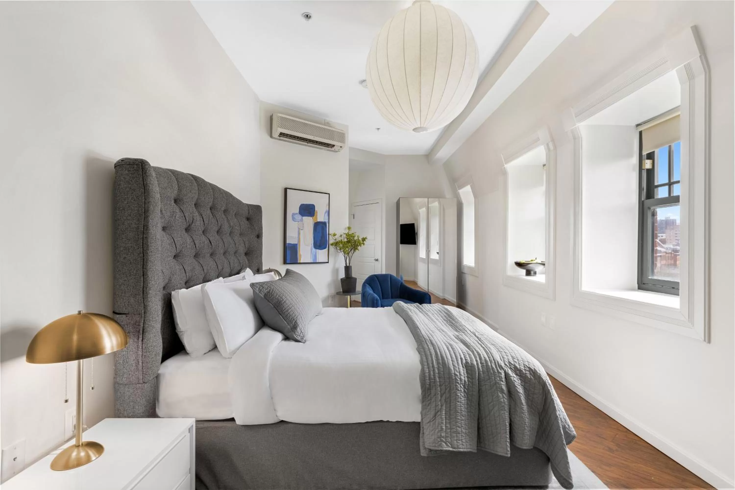 Photo of the whole room in Brexton Hotel