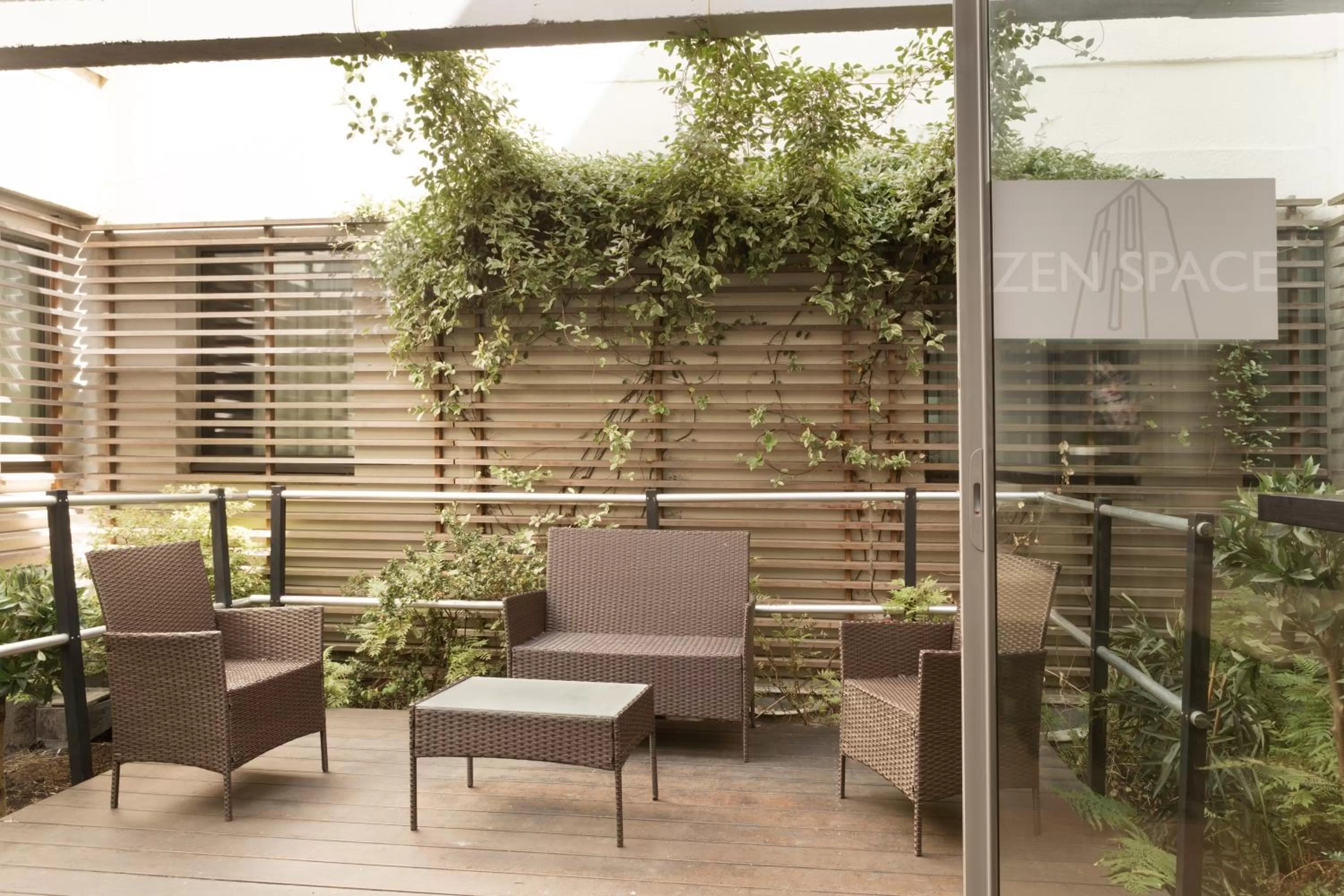 Property building in Lille City Hotel