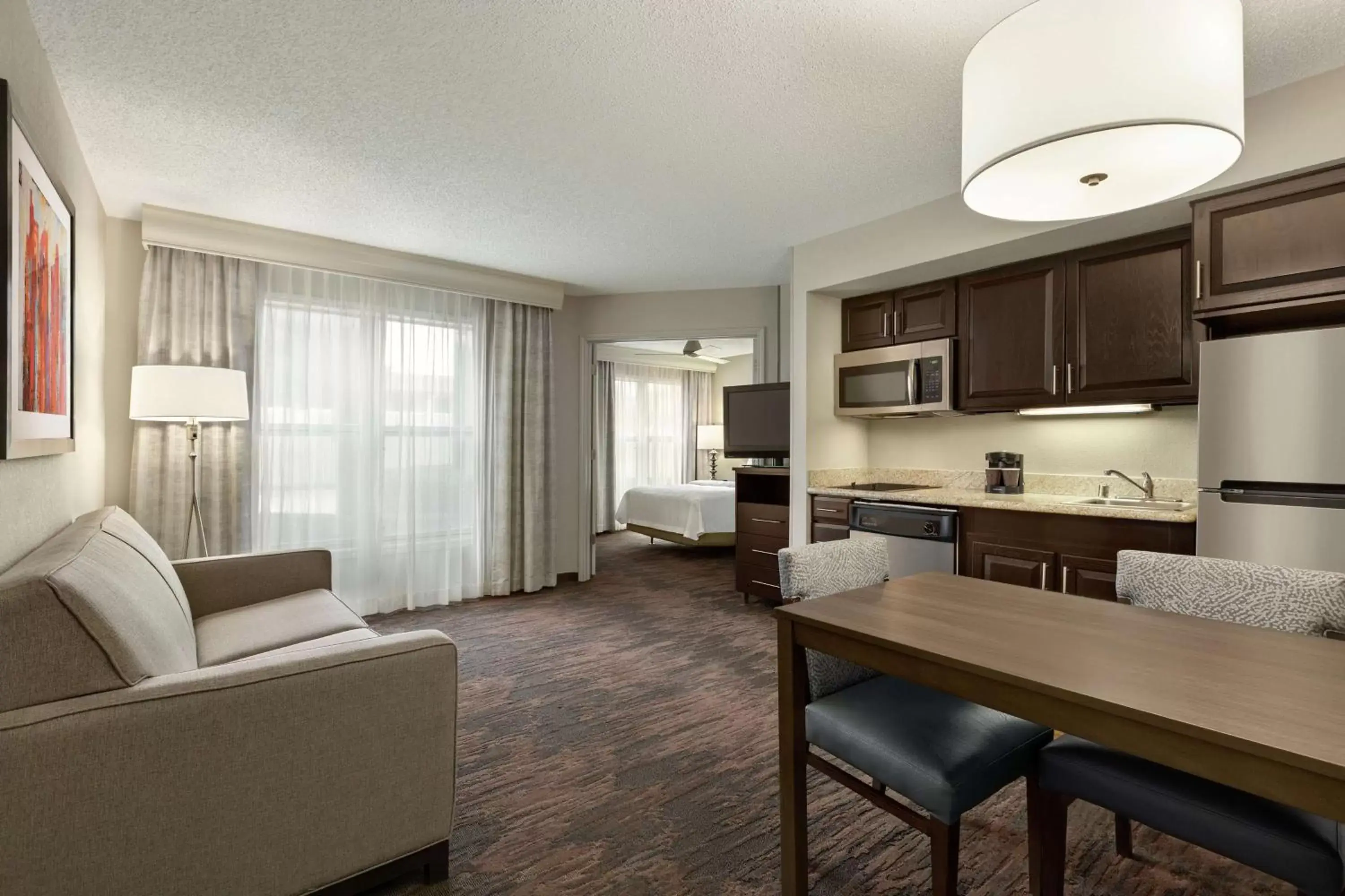 Bedroom, Kitchen/Kitchenette in Homewood Suites Dallas-Addison