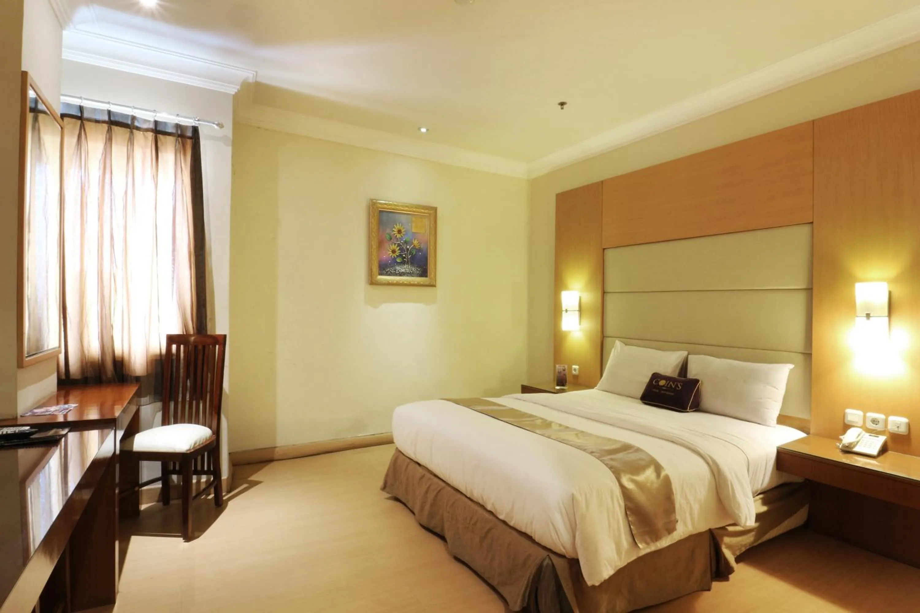 Bedroom, Bed in Coins Hotel Jakarta
