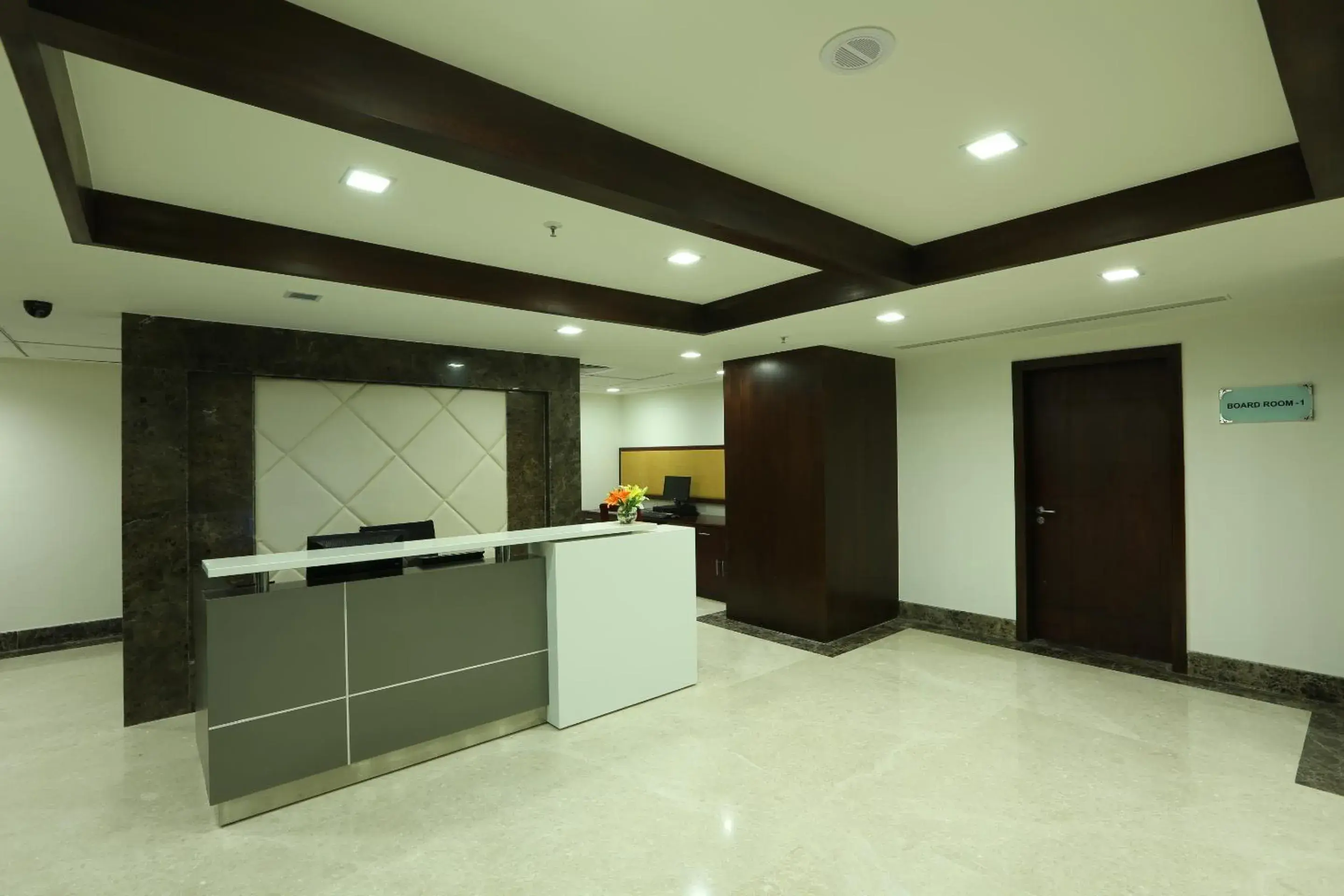 Business facilities, Lobby/Reception in Country Inn Mysore