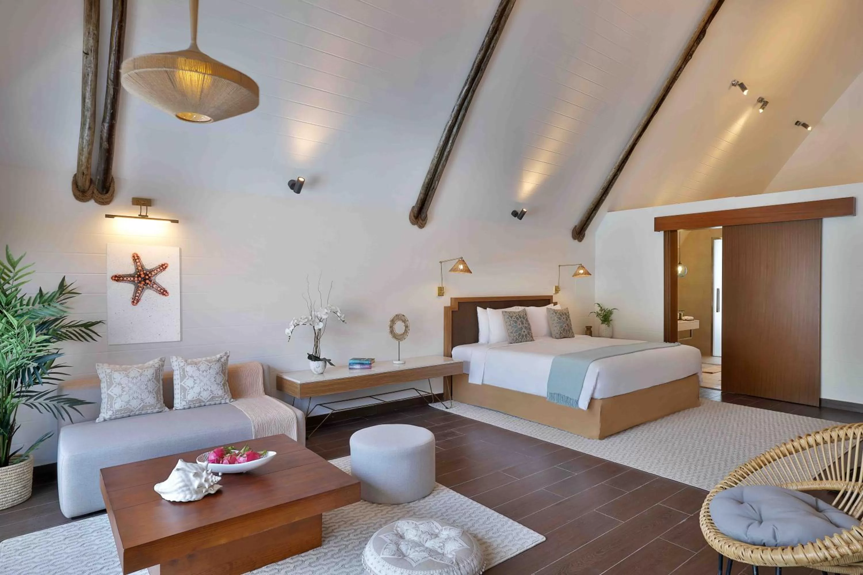 Photo of the whole room, Bed in Anantara World Islands Dubai Resort