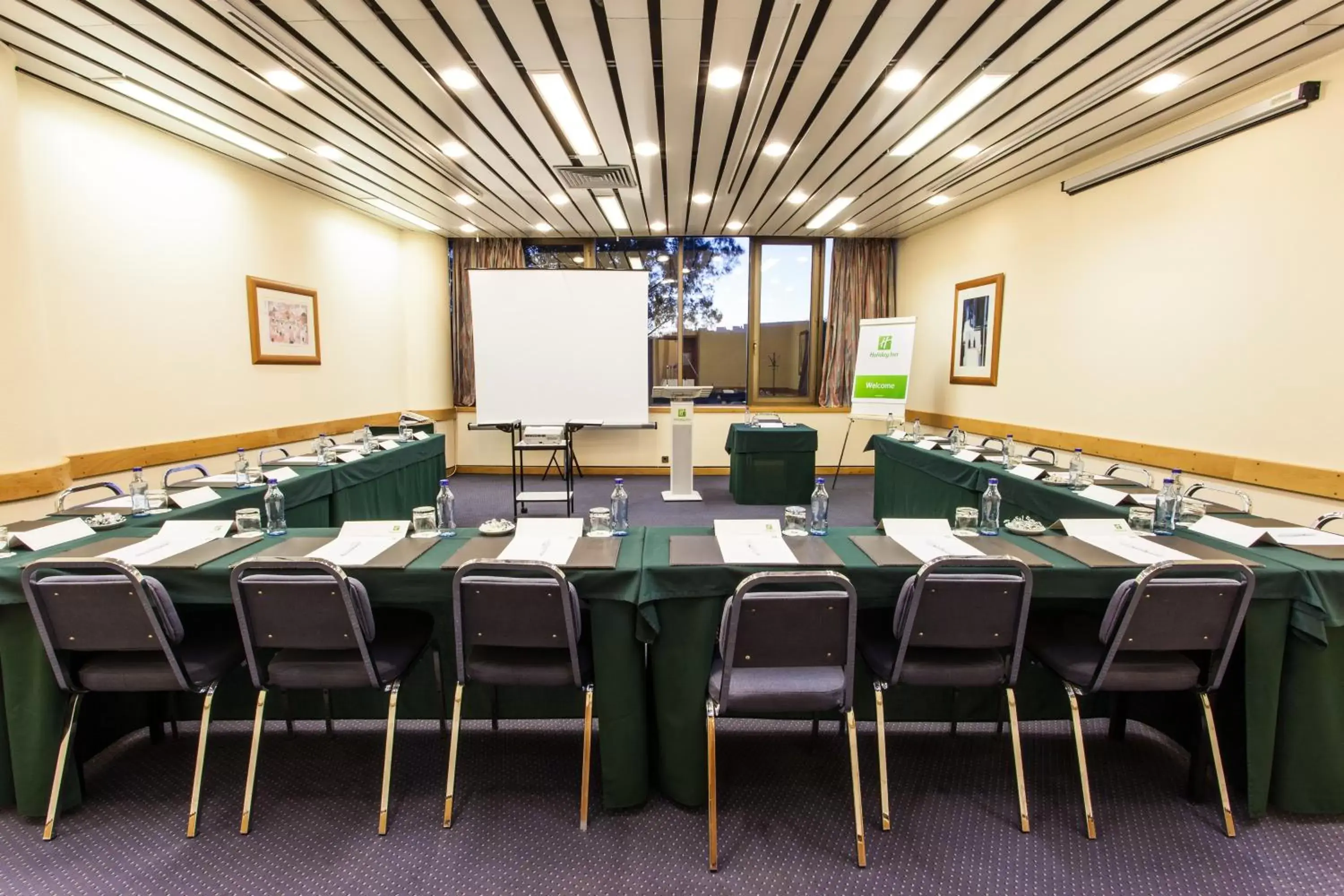 Business facilities, Business Area/Conference Room in Holiday Inn Lisbon-Continental, an IHG Hotel