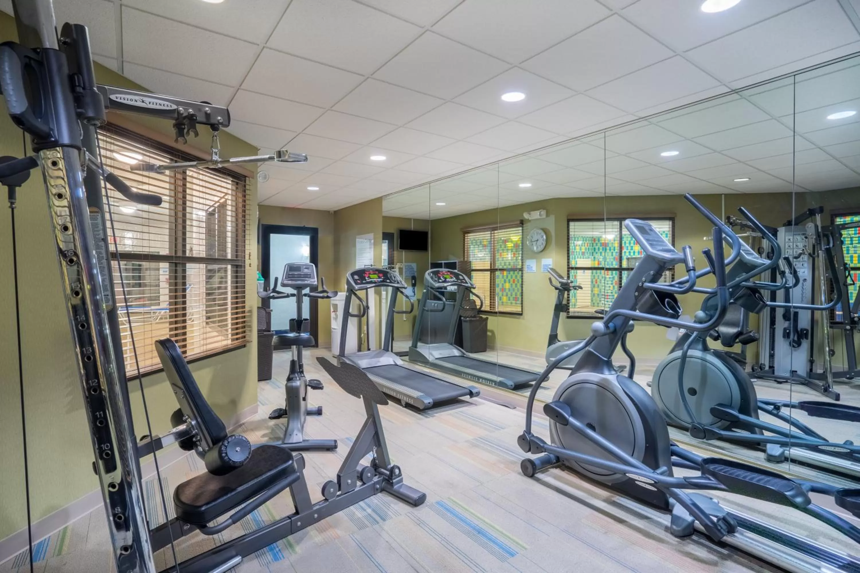 Fitness centre/facilities in Holiday Inn Express Hotel & Suites Easton by IHG