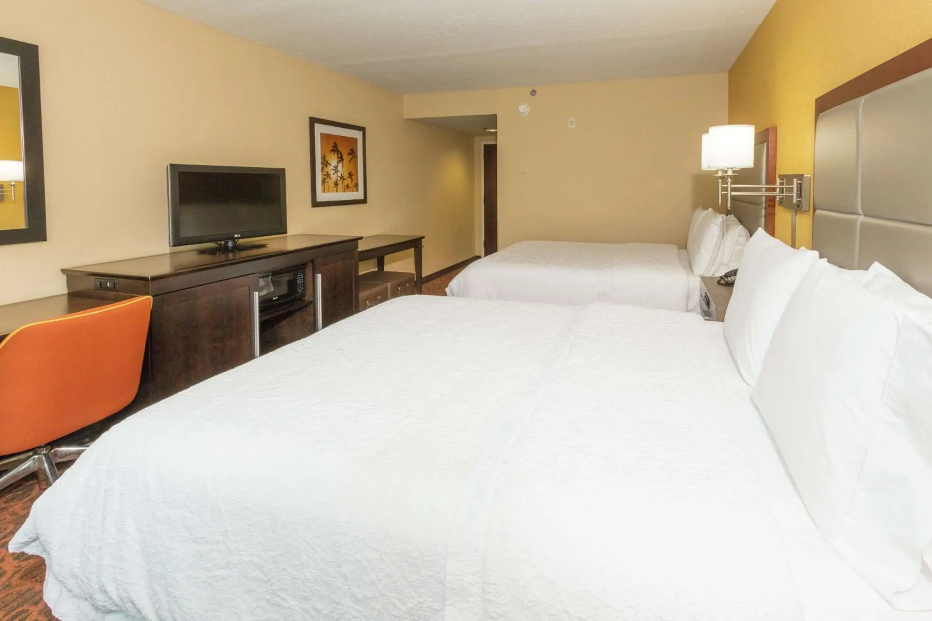 Bedroom, Bed in Hampton Inn & Suites Jacksonville-Airport