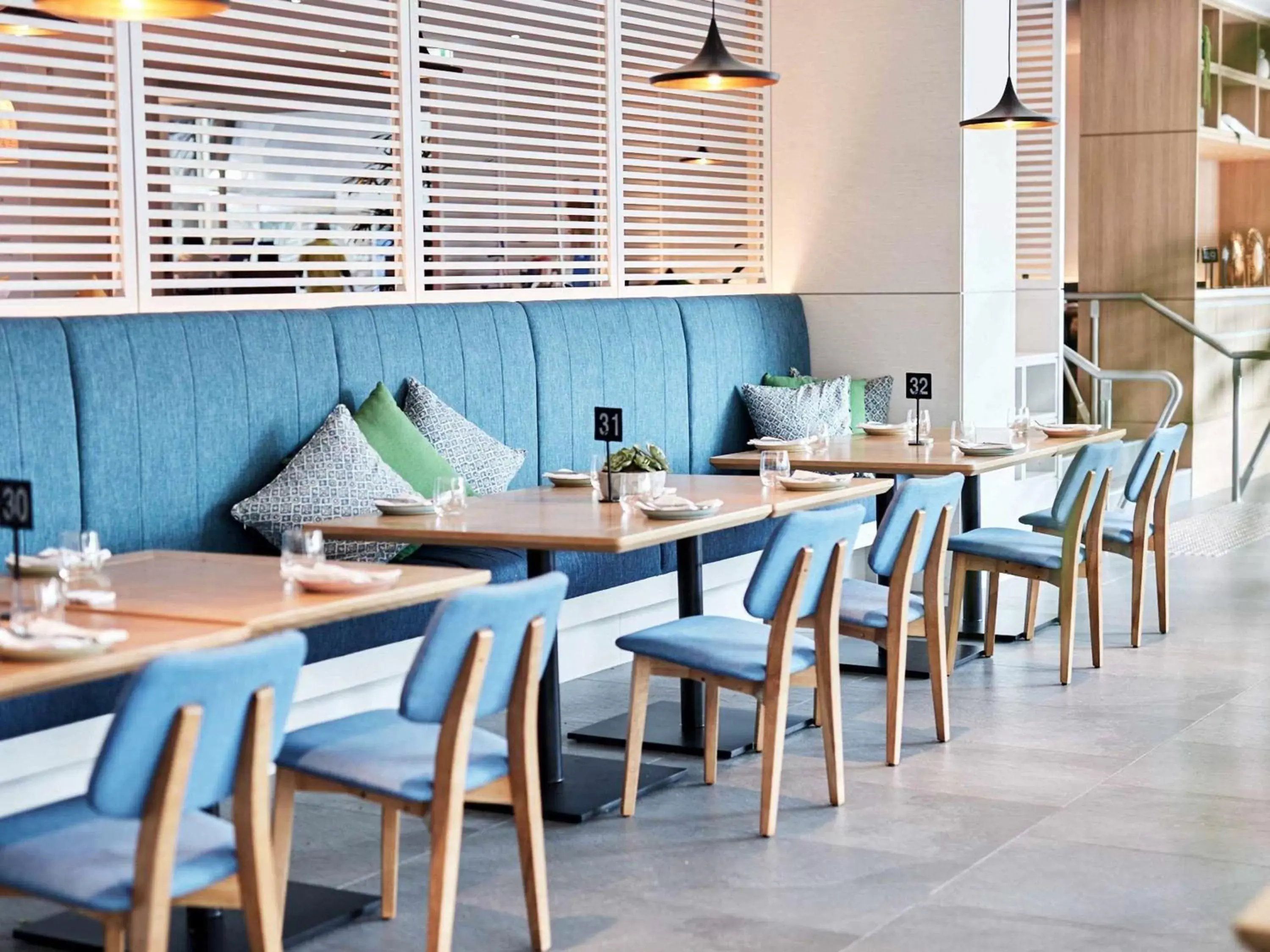 Restaurant/places to eat in Novotel Cairns Oasis Resort Restaurant/places to eat in Novotel Cairns Oasis Resort